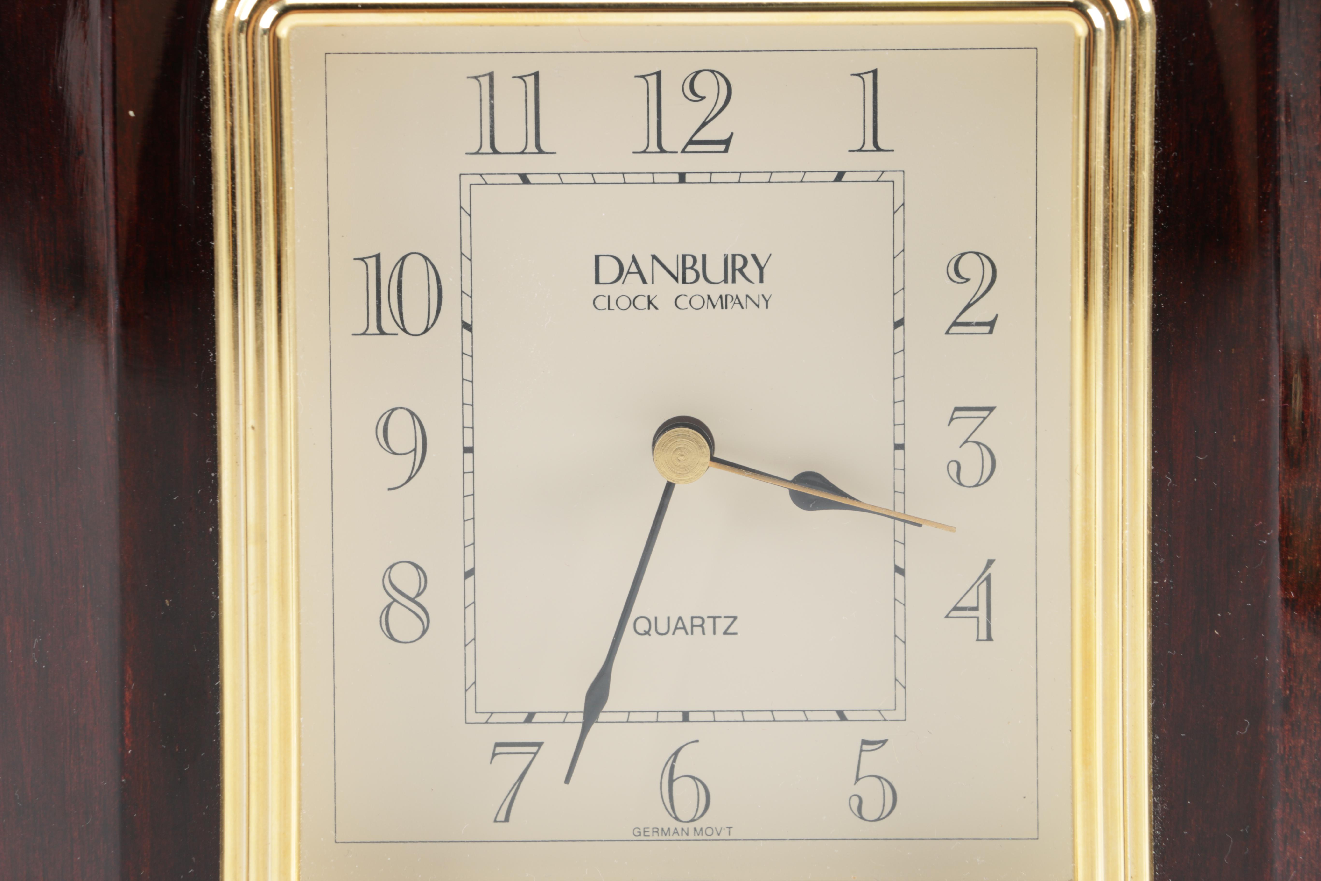 Pair of Analog Mantel Clocks