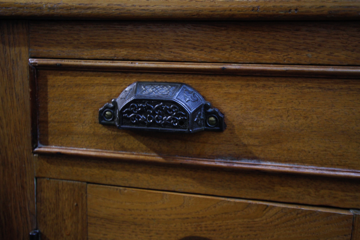 Late 19th Century Victorian Washstand