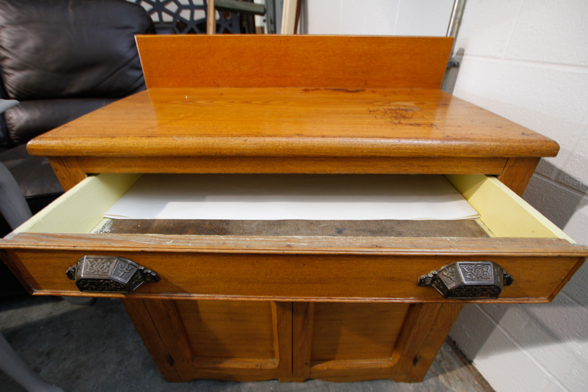 Late 19th Century Victorian Washstand