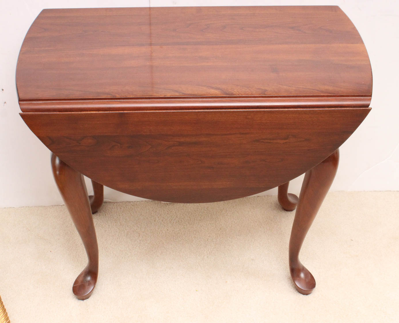 Queen Anne Style Drop Leaf Accent Table
