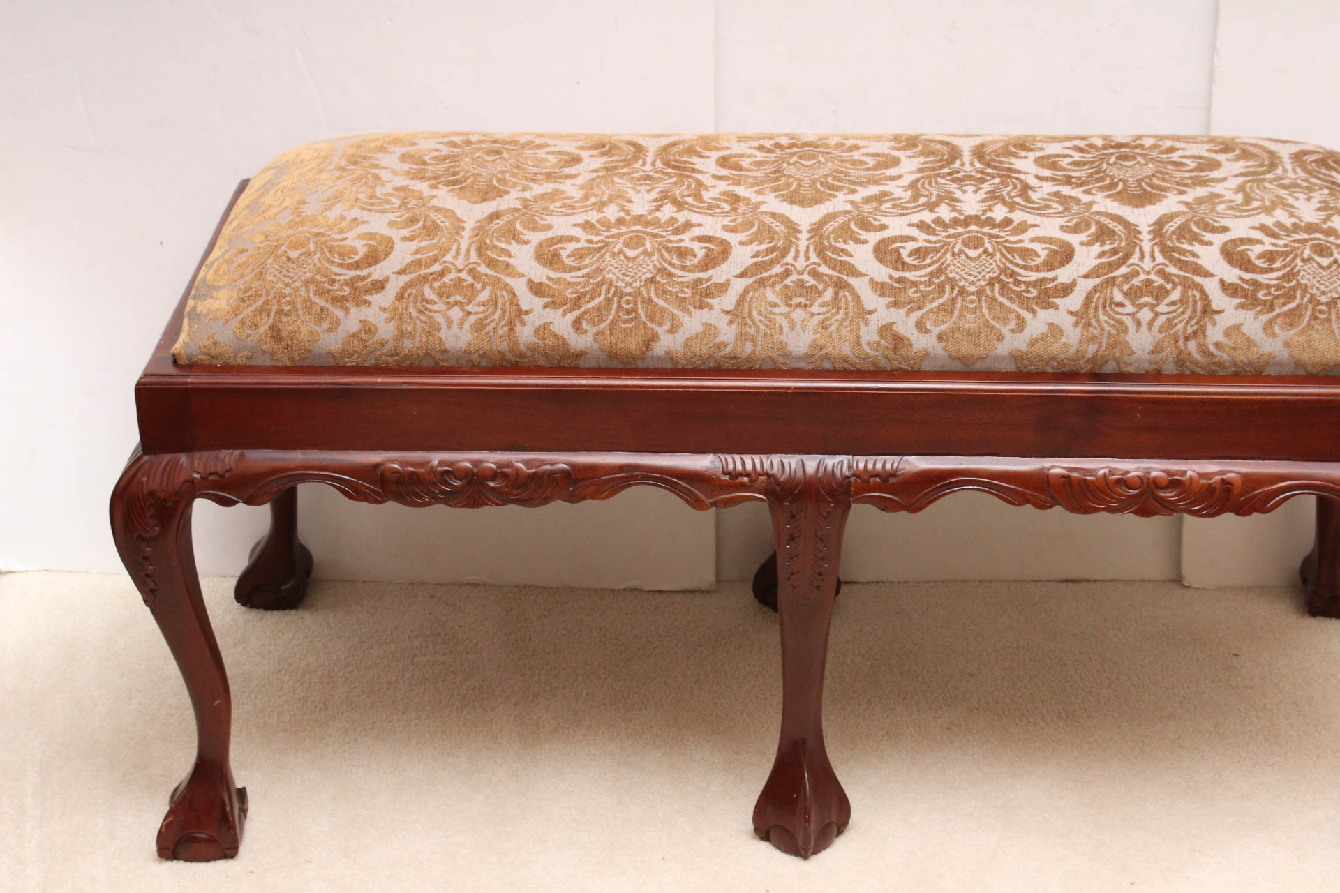 Chippendale Style Window Bench With Jacquard Fabric