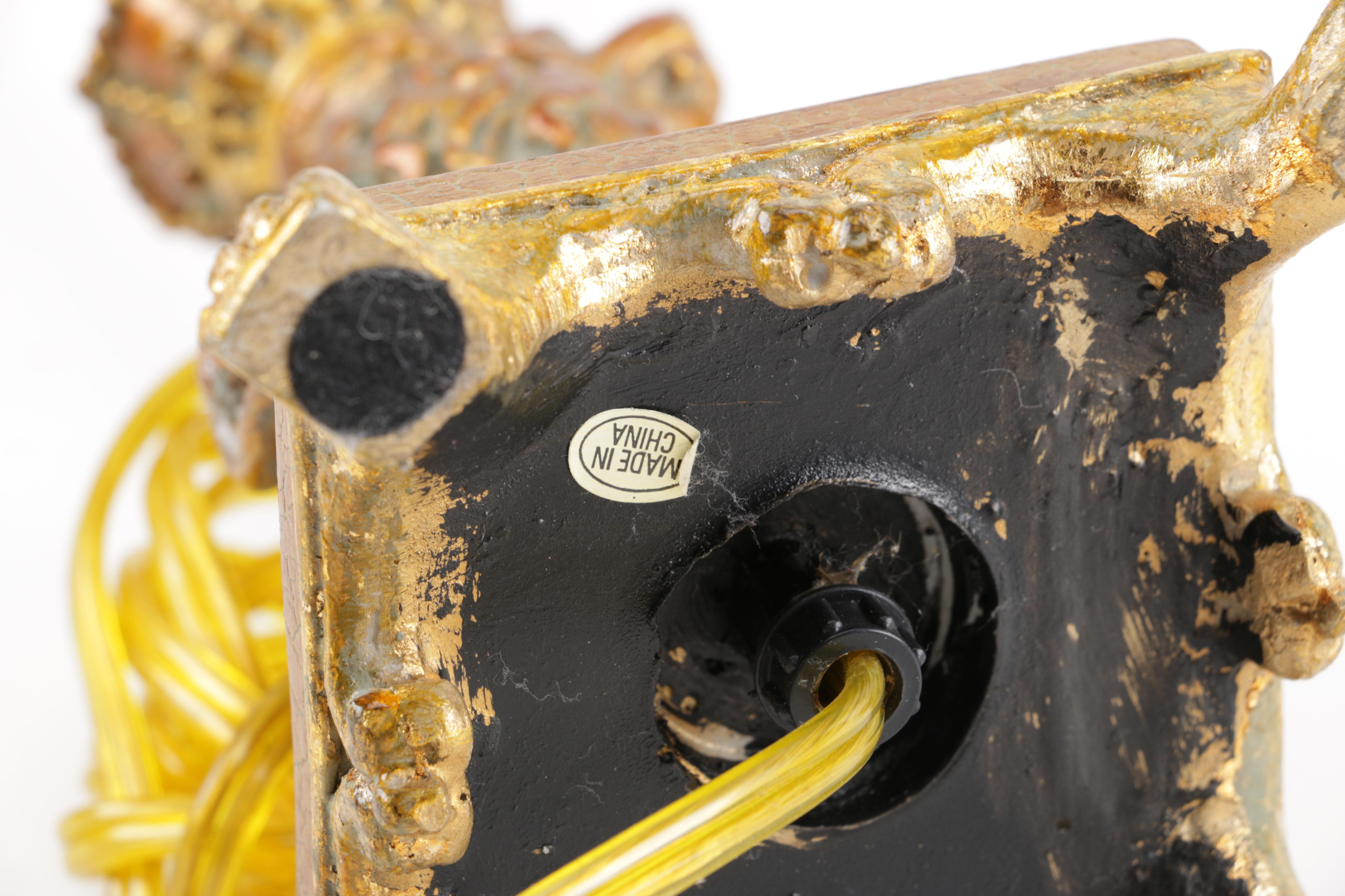 Gold Tone LIon Table Lamp