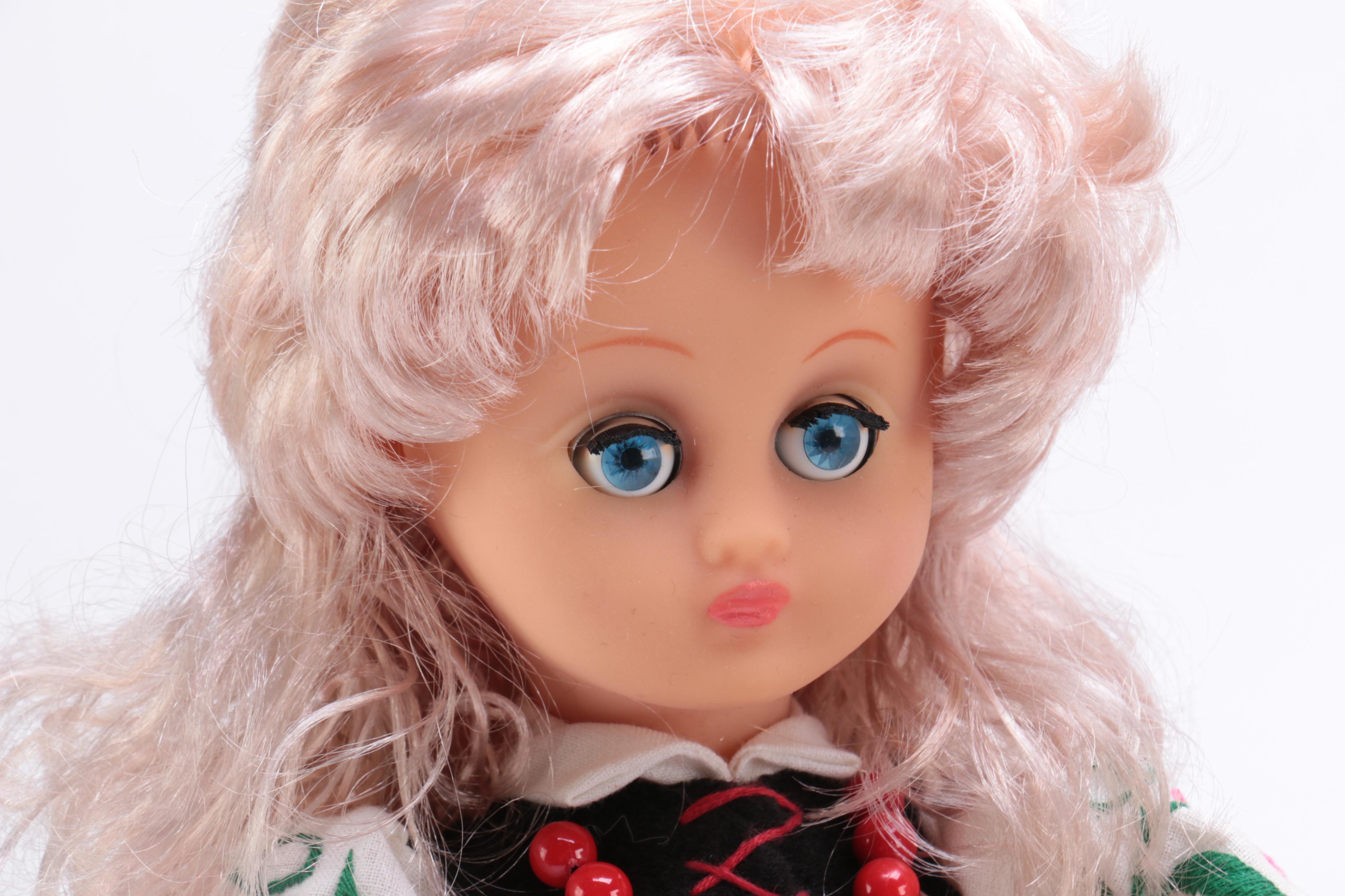 Four Polish Lowiczanka Dolls