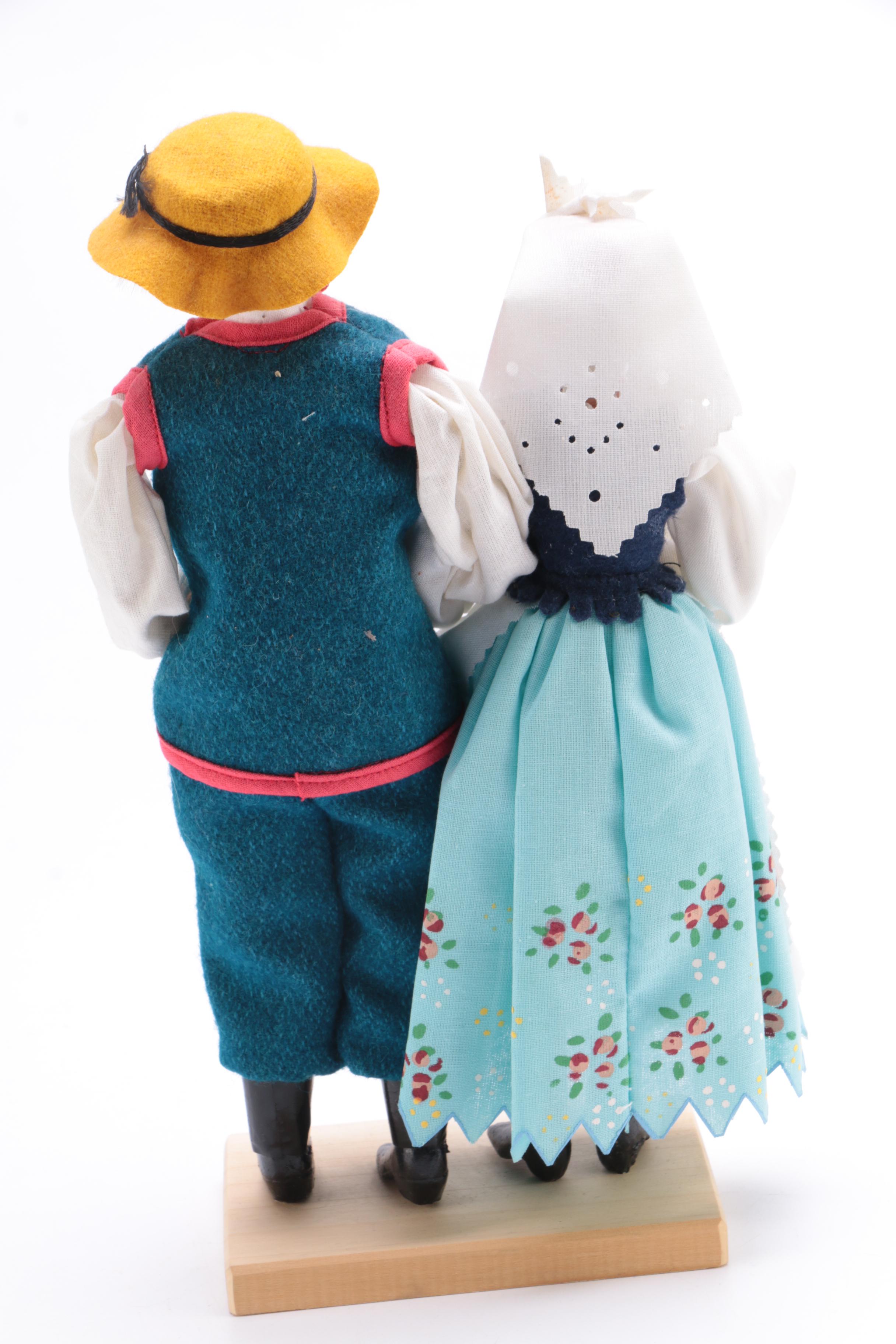Polish Folk Man and Woman Figurine