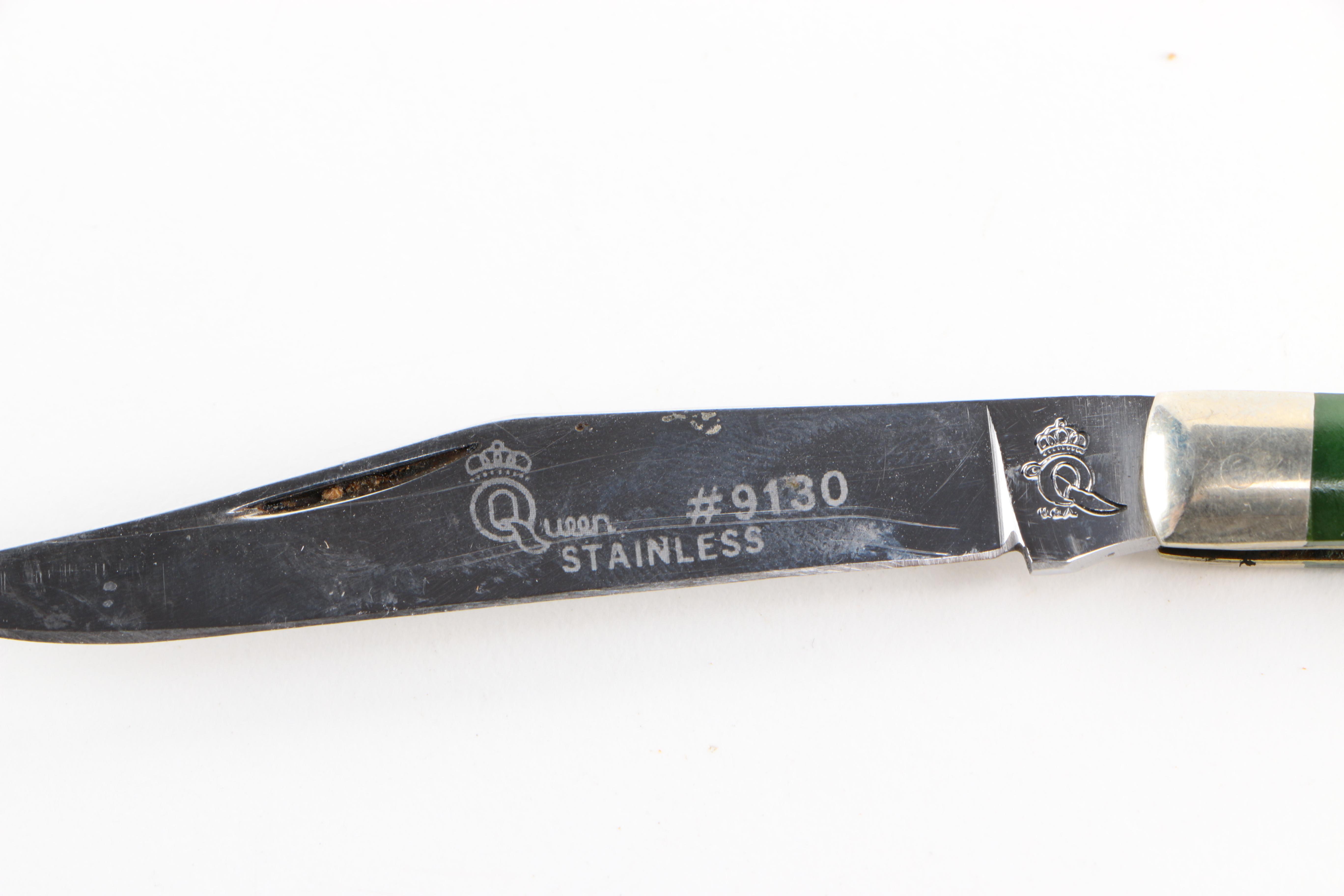 Collection of Vintage Knives and Powder Horn