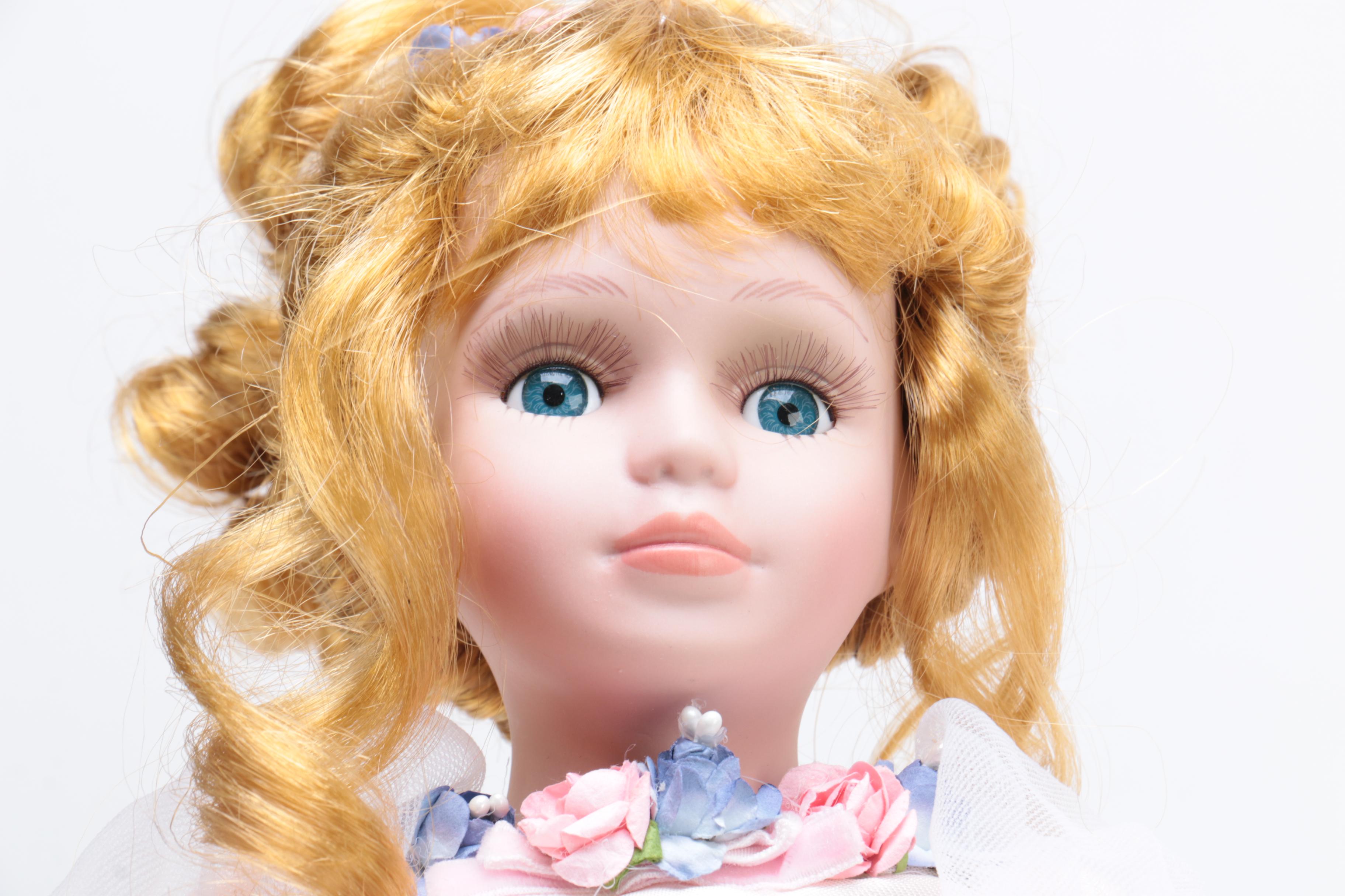 Five Dancer Dolls Including Music Stand and Lamp