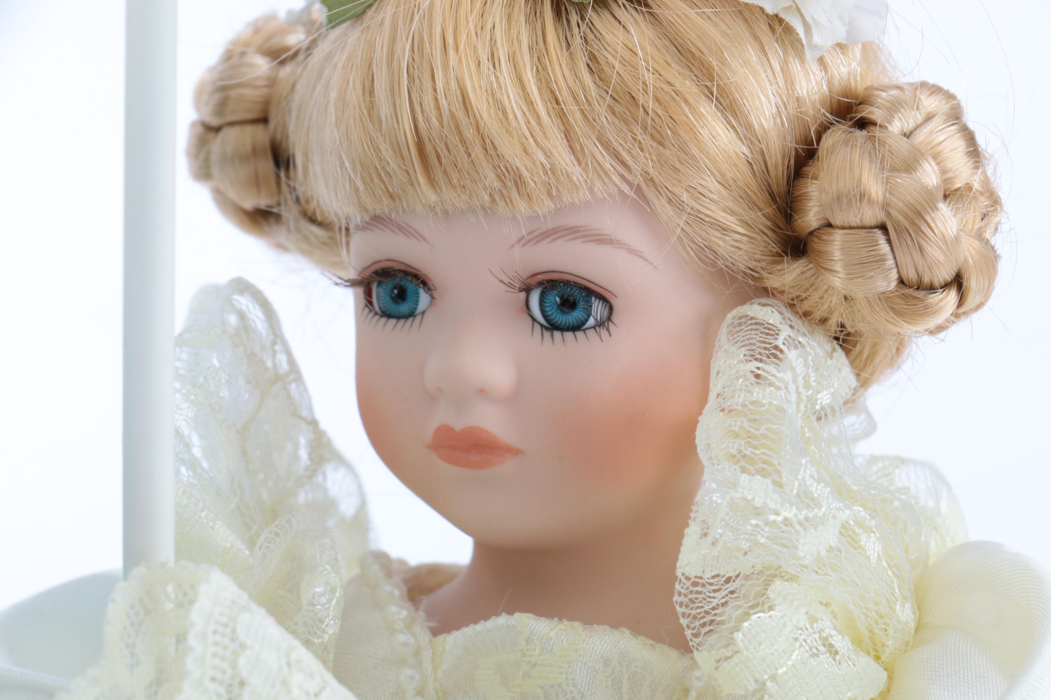 Five Dancer Dolls Including Music Stand and Lamp