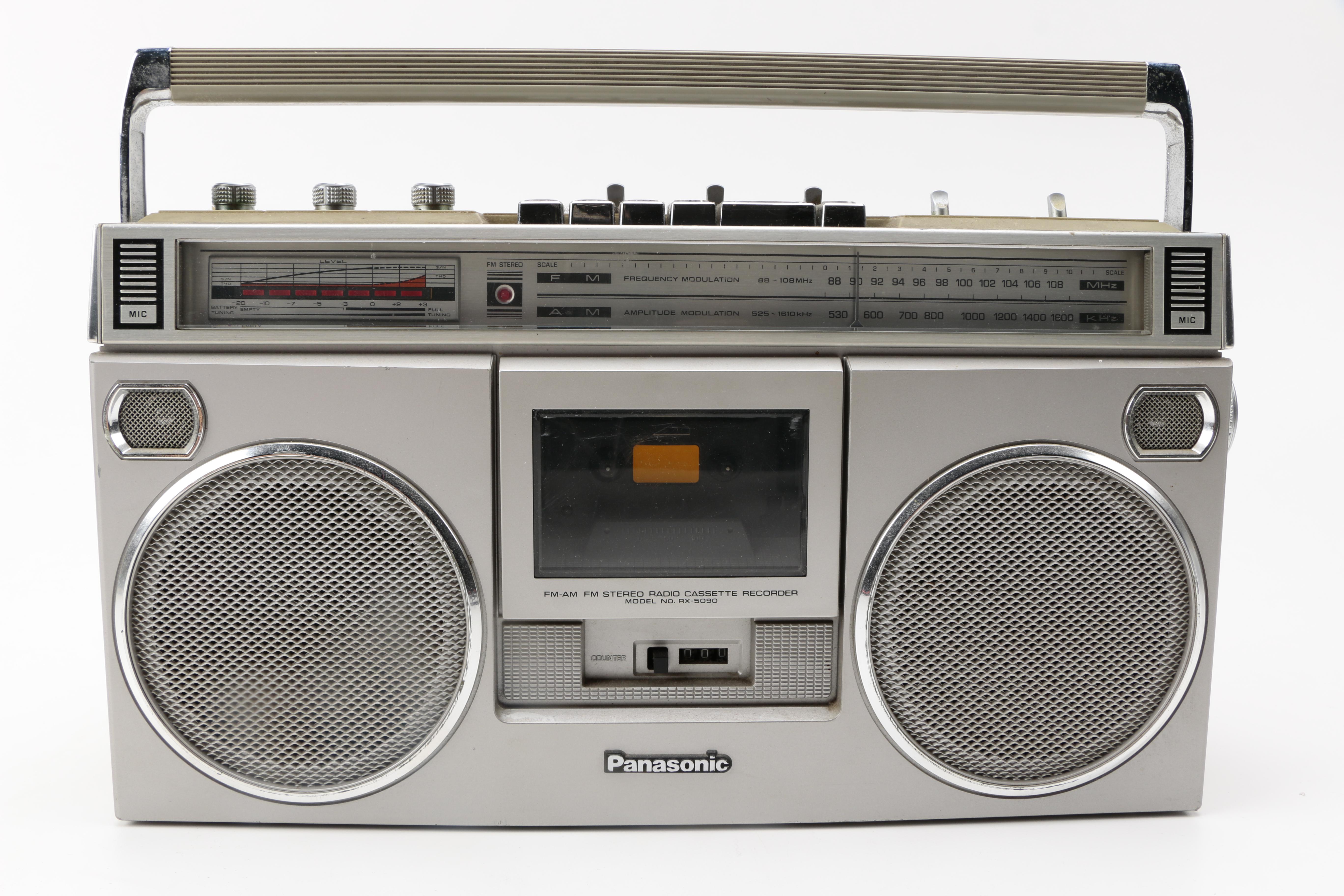 1980s Panasonic FM/AM Stereo Radio and Cassette Player