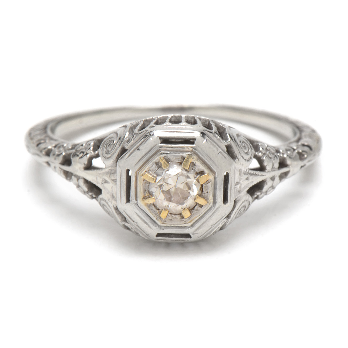 Edwardian 18K White Gold Filigree Diamond Engagement Ring
