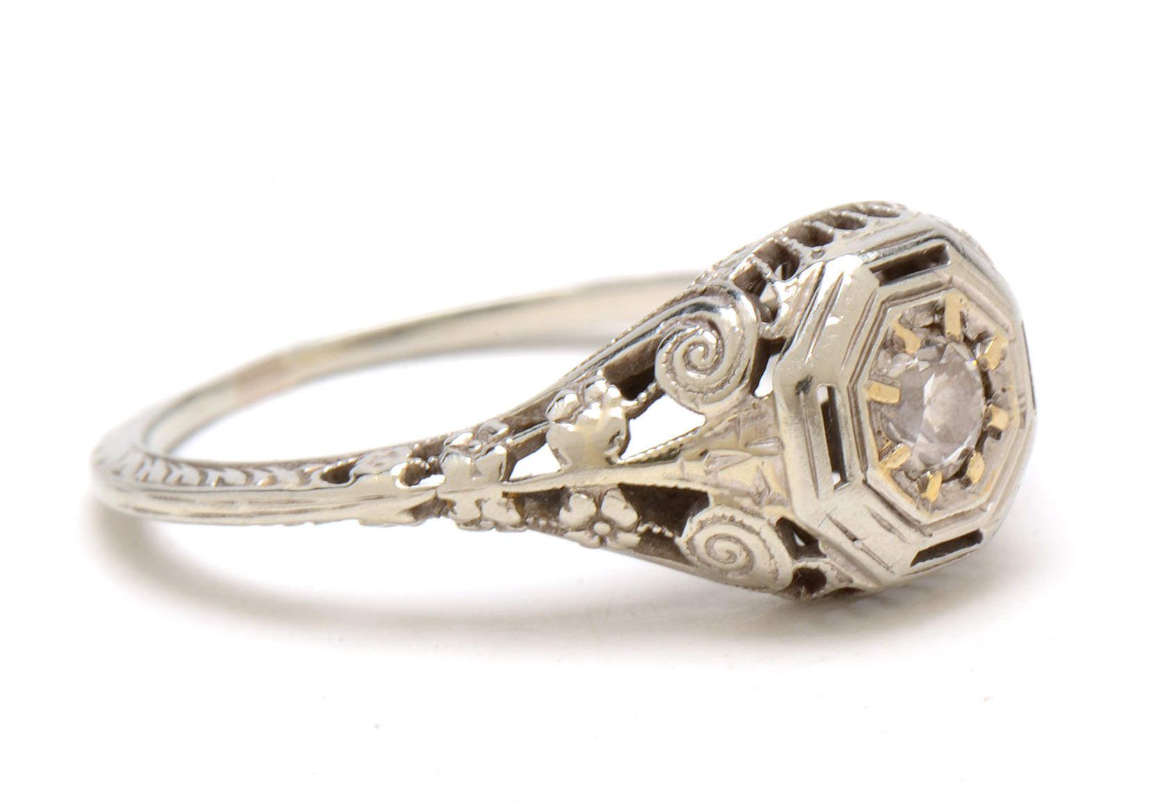 Edwardian 18K White Gold Filigree Diamond Engagement Ring