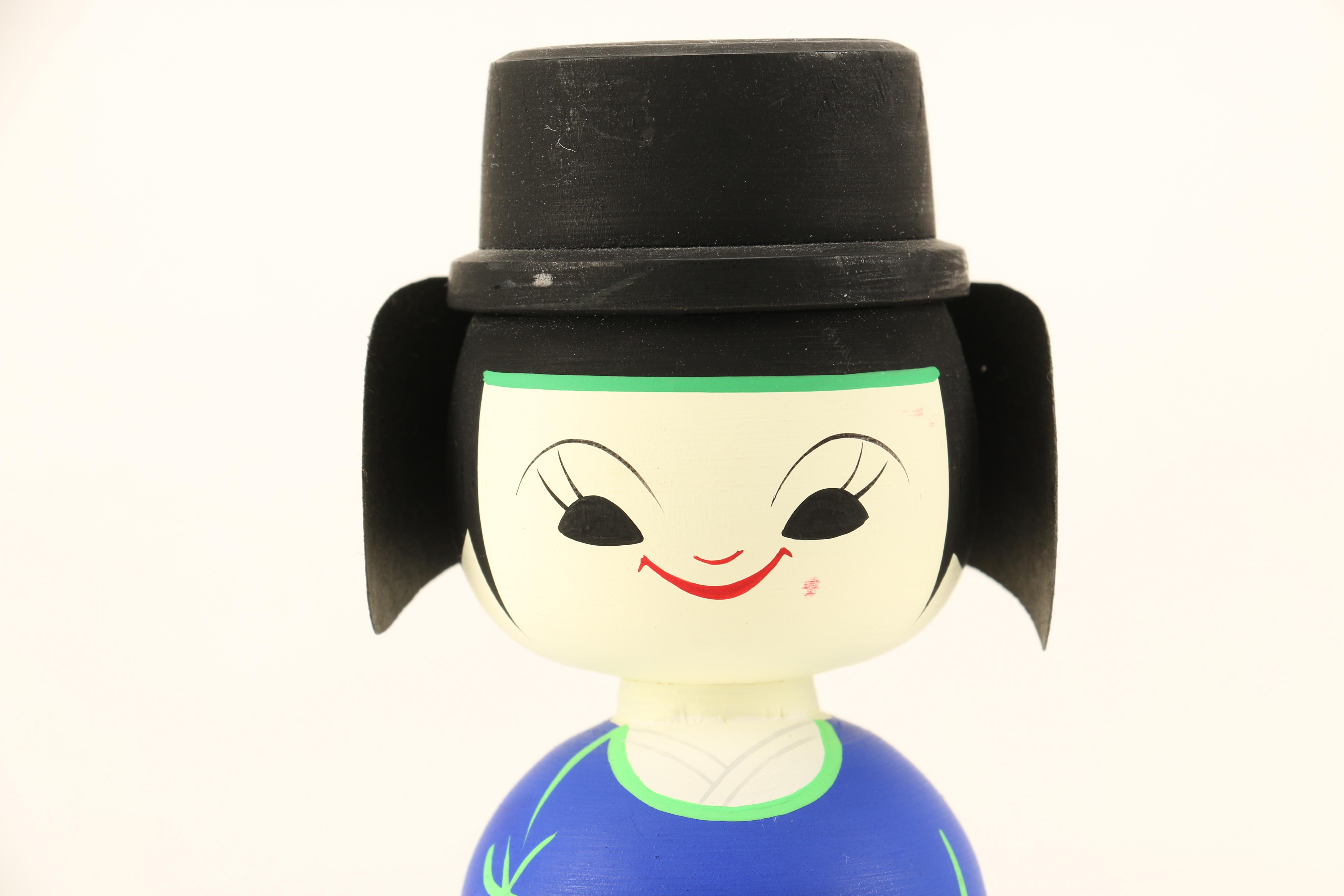 Korean Painted Wood Doll Couple