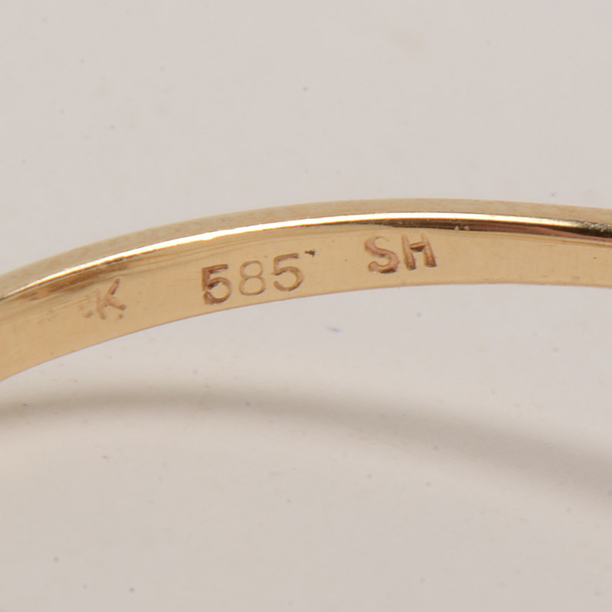 14K Yellow Gold Cultured Pearl Diamond Ring