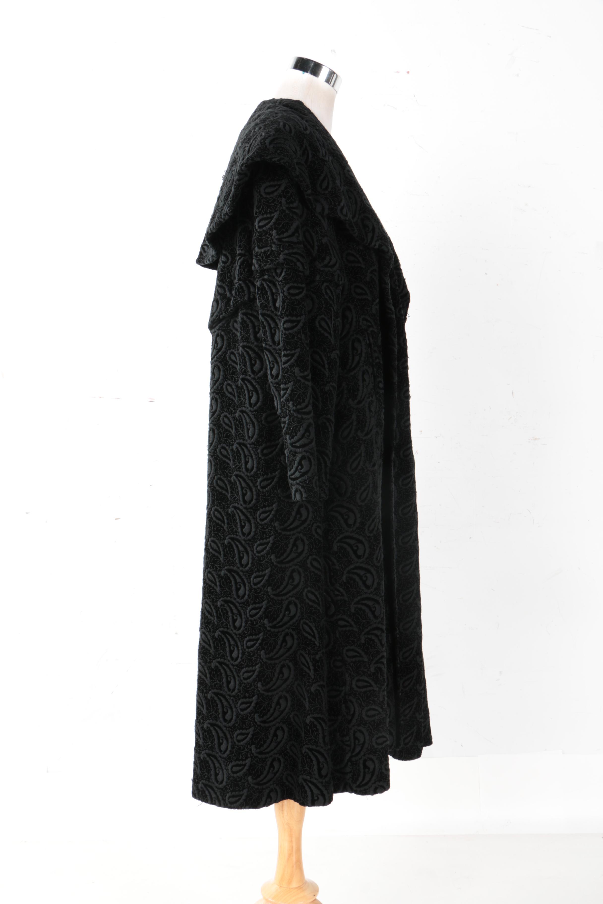 Women's Vintage "Evalen" Opera Coat Circa 1940s