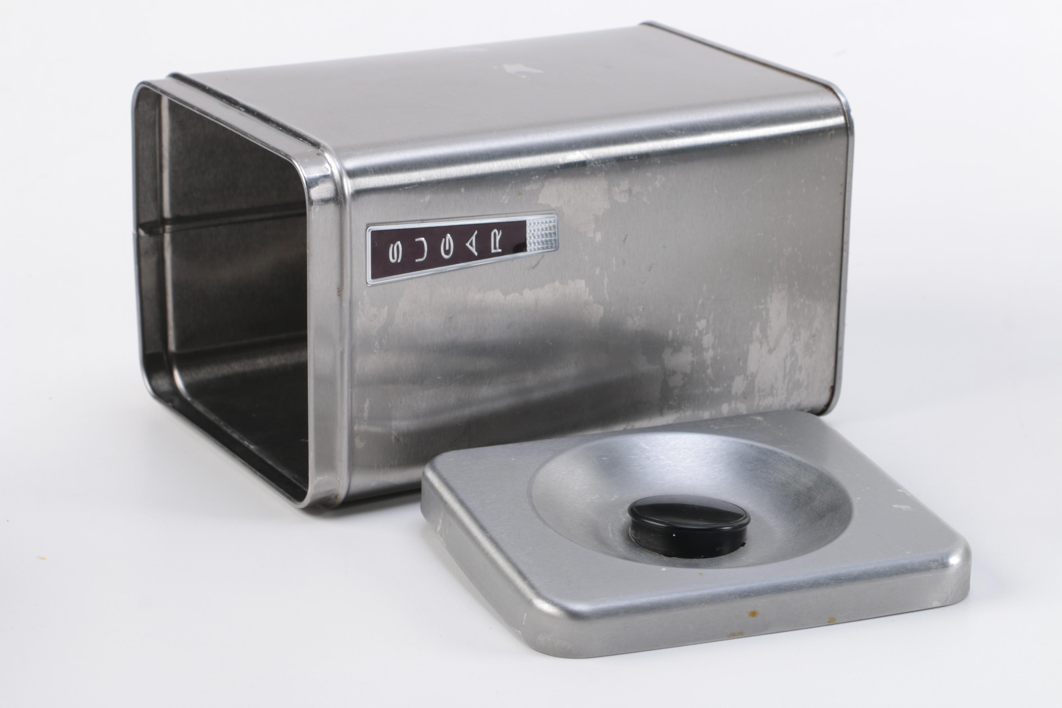 Assortment of Vintage Kitchenware