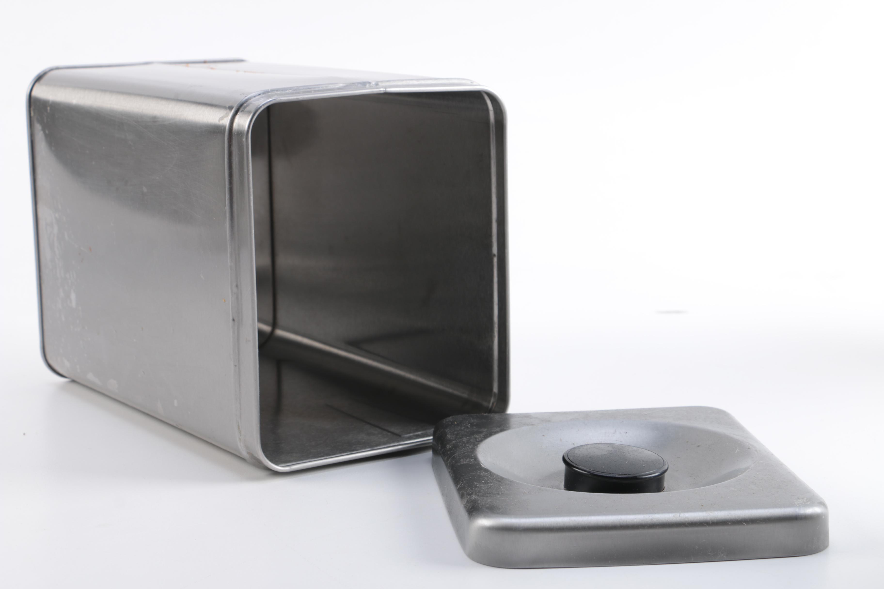 Assortment of Vintage Kitchenware