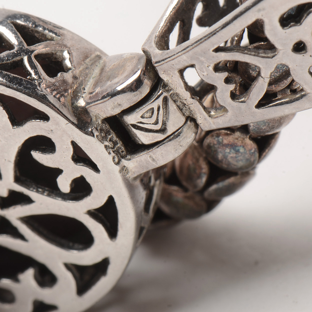 Sterling Silver Imitation Red Jasper Popcorn-Style Chain Necklace