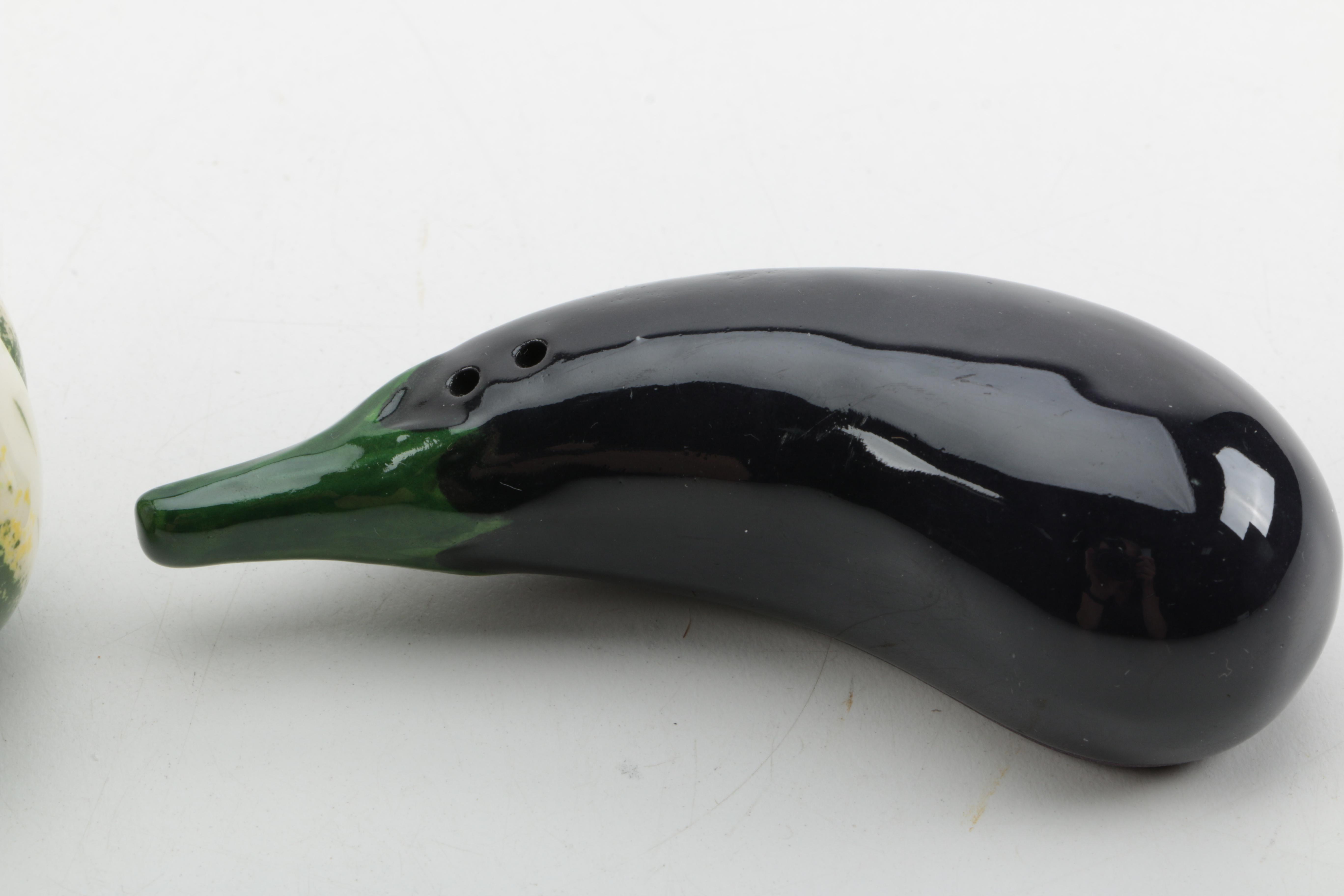 Assorted Fitz and Floyd Tableware