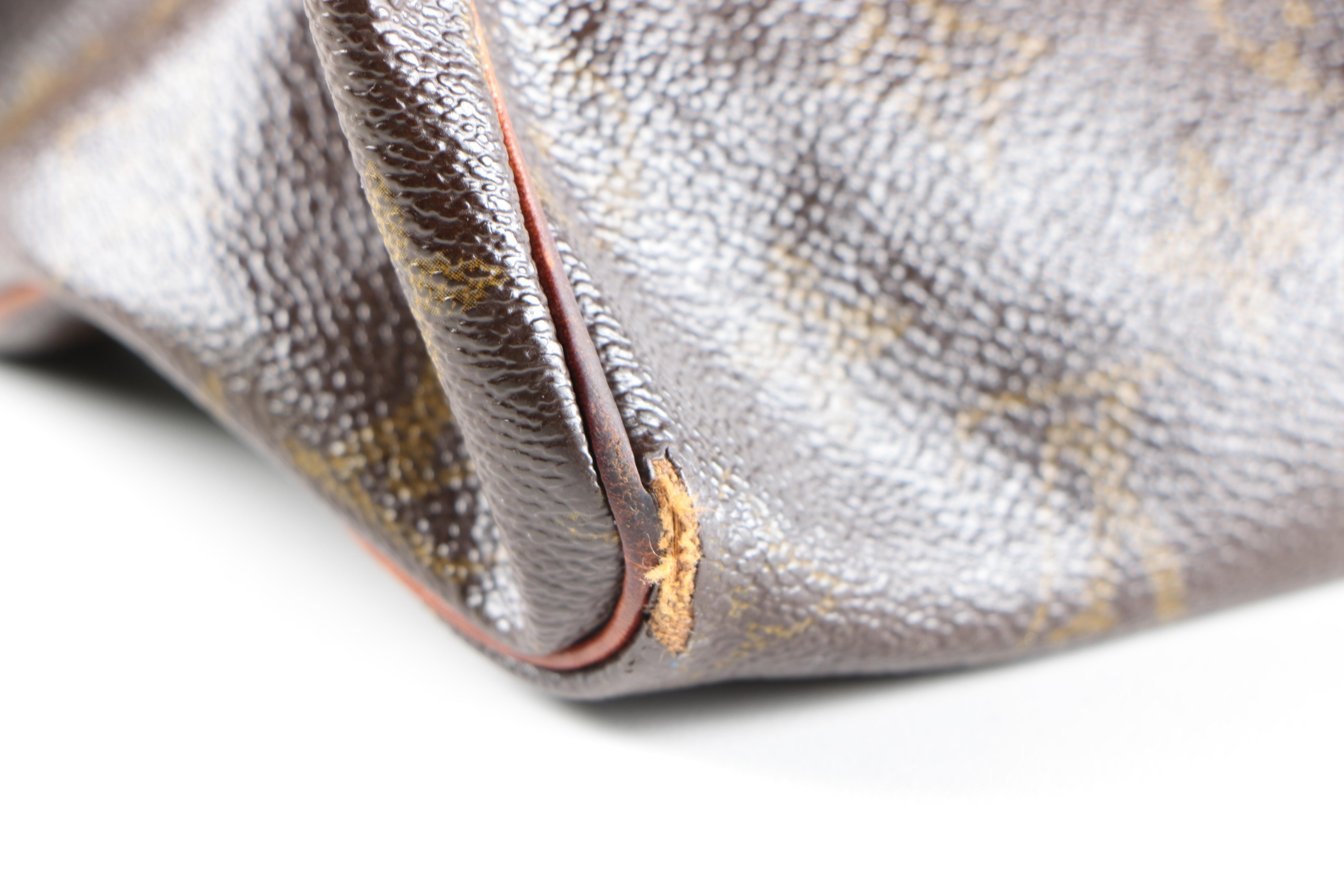 Louis Vuitton Monogram Speedy 25 Bag