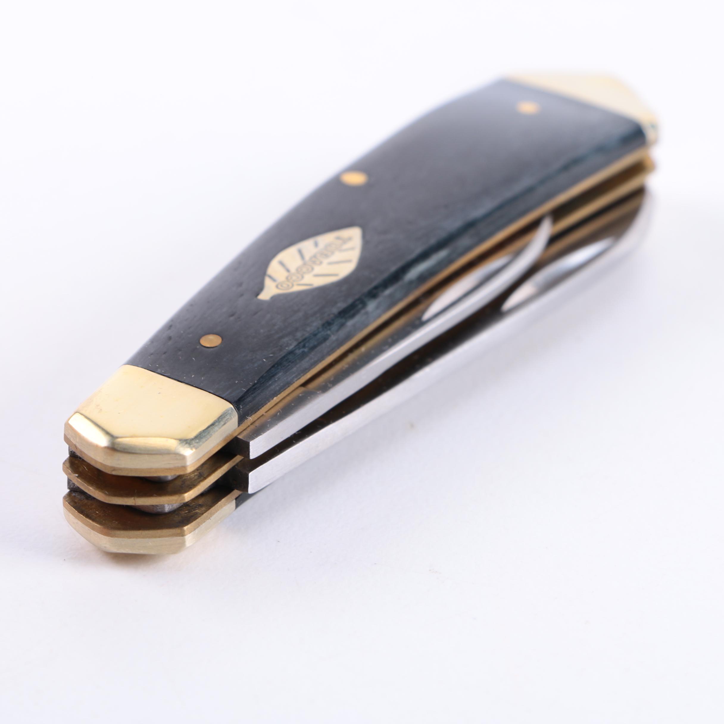 Schrade "Tobacco" Dual Blade Pocket Knife and Cigar Box Shaped Case