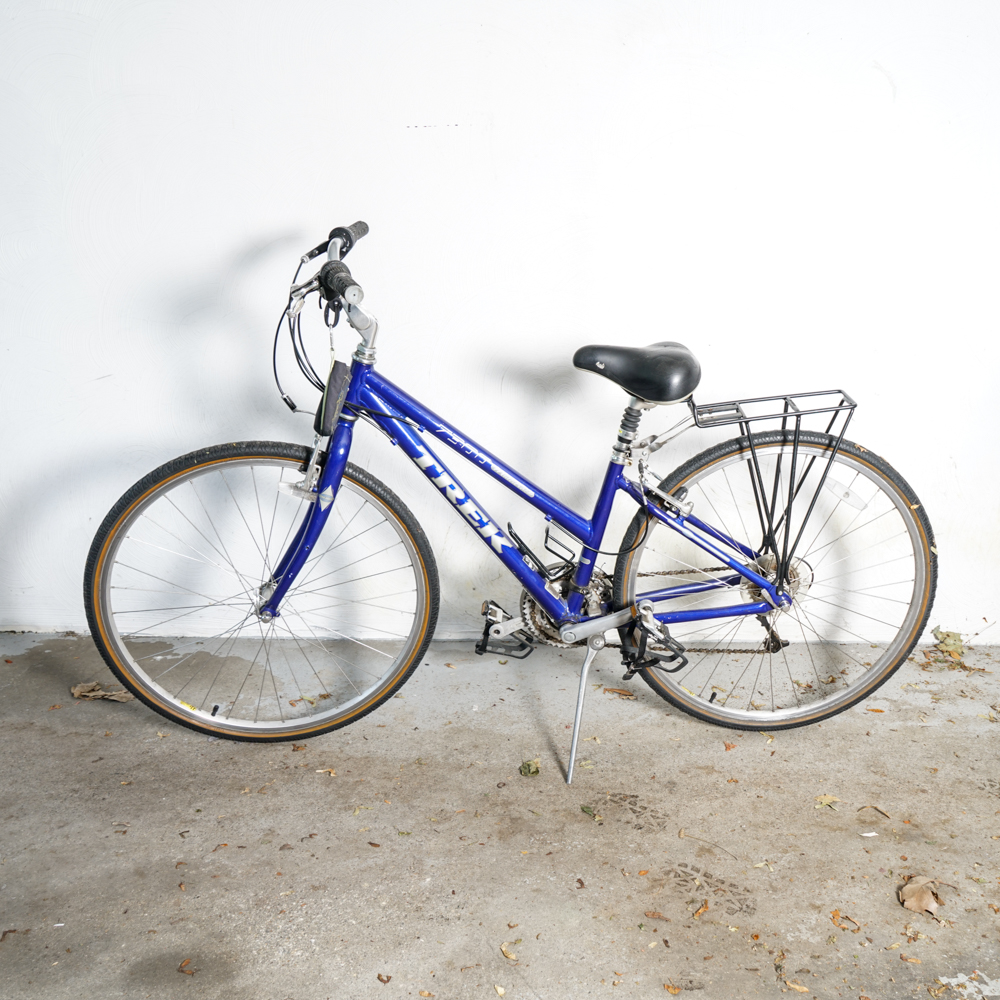 Trek "Multitrack" Women's Hybrid Bicycle