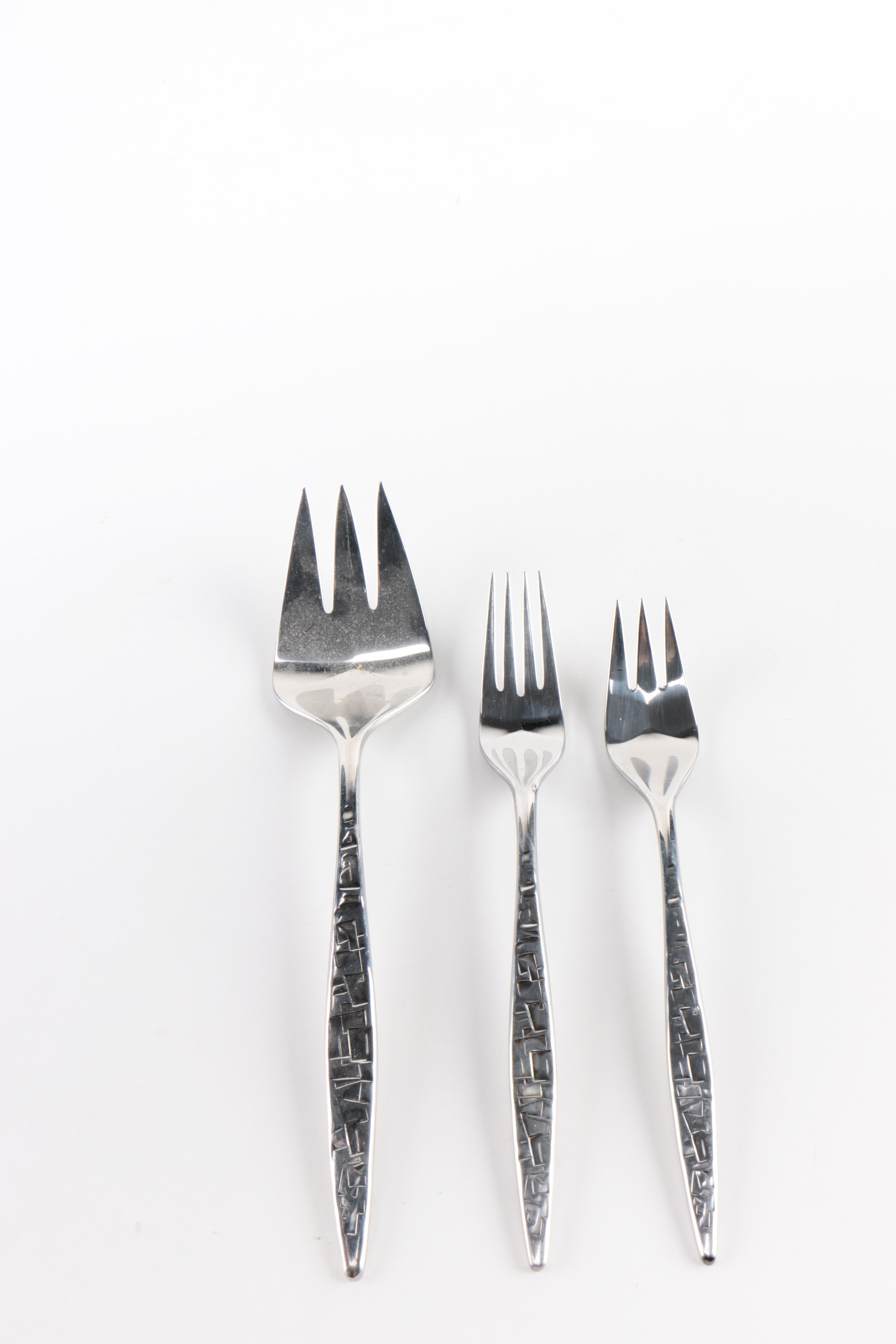 Lyon Stainless "Cortez" Flatware Set