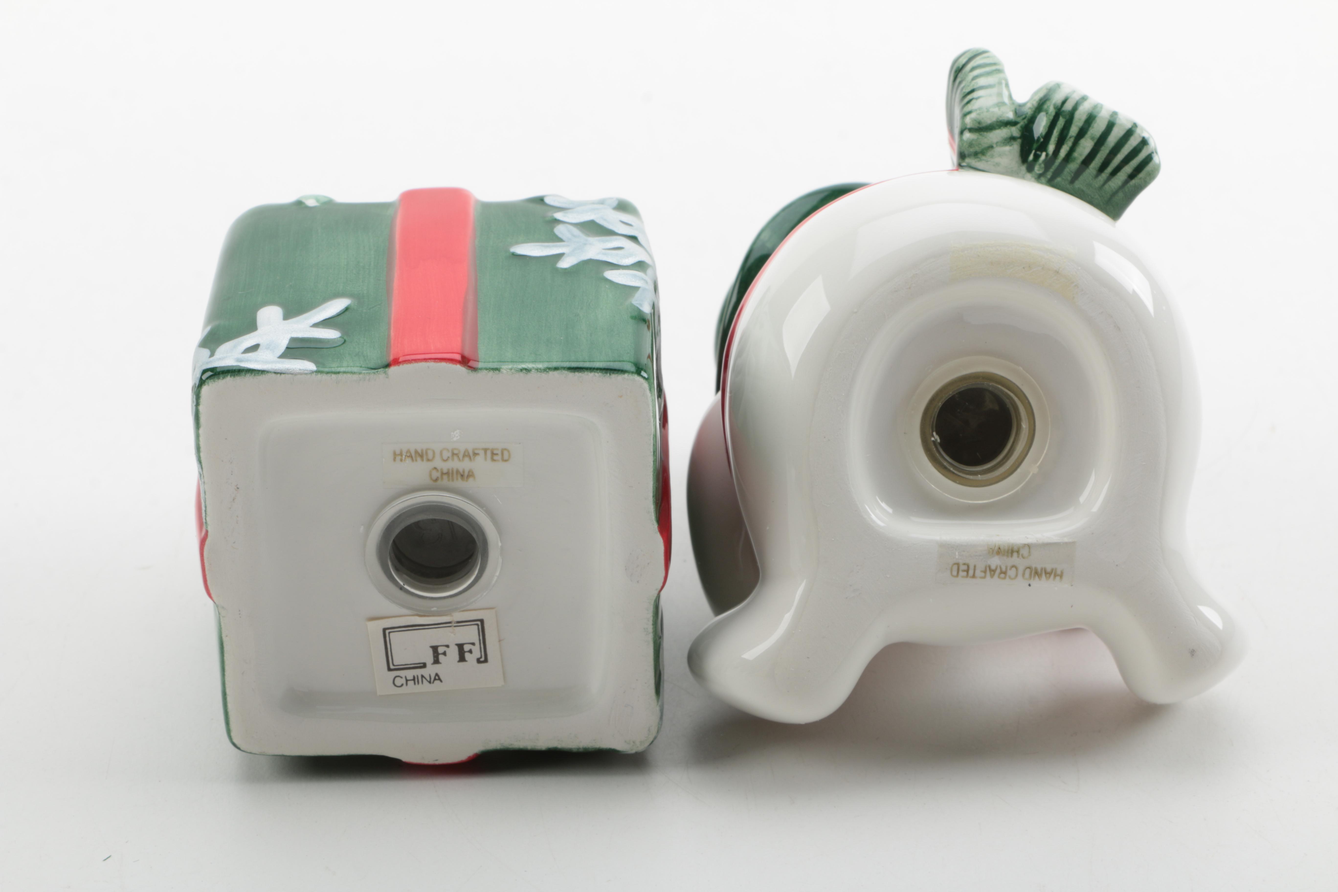 Fitz and Floyd Snowmen With Present Style Salt and Pepper Shakers