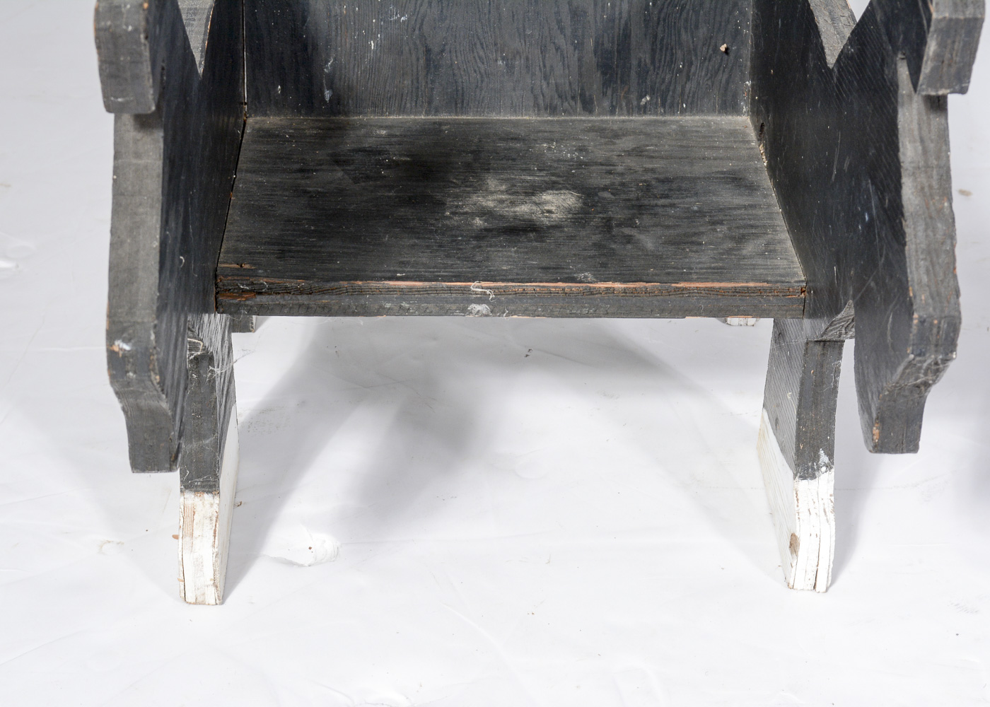 Vintage Wooden Scottie Dog-Themed Children's Chair