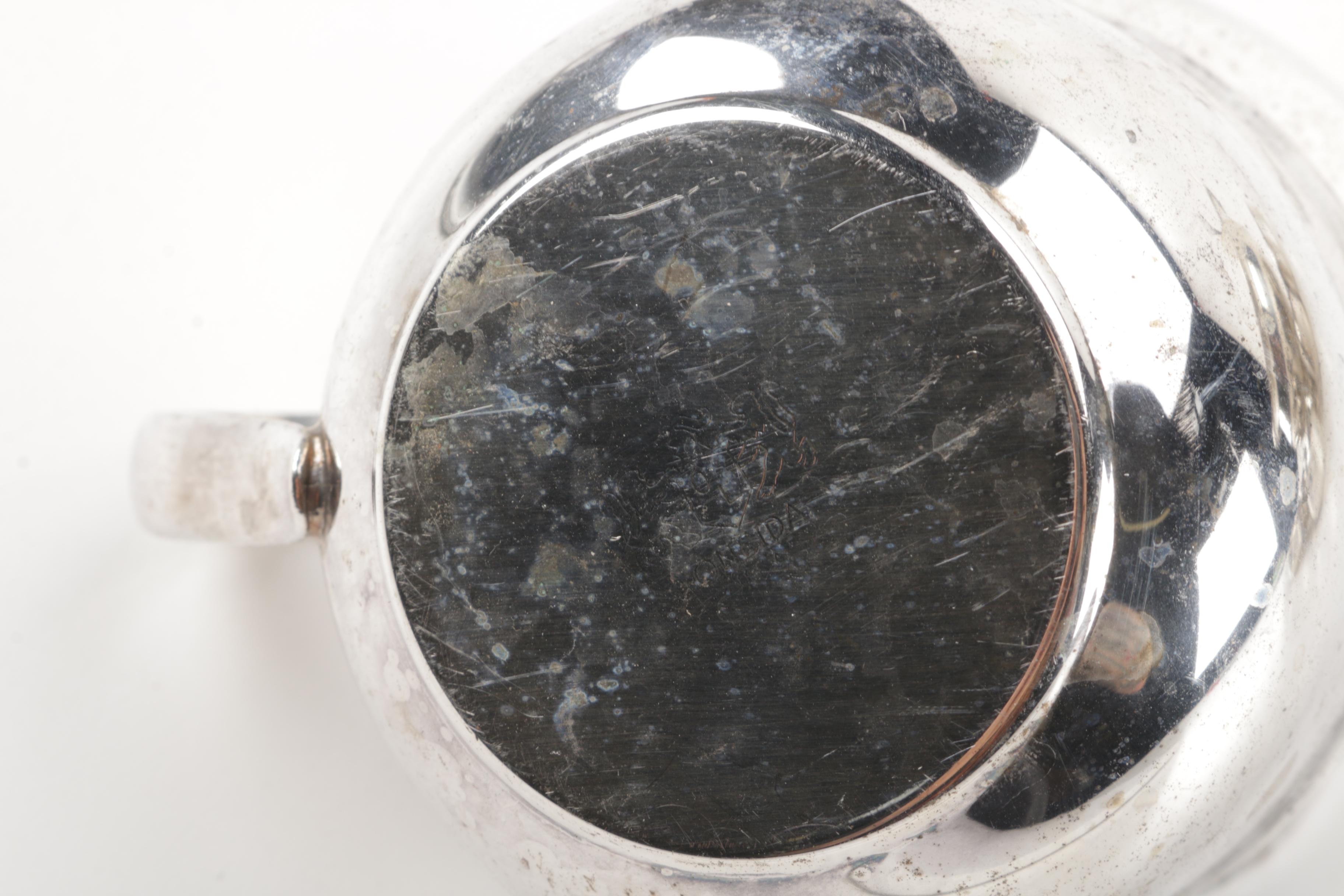 Oneida Silver Plate Punch Bowl With Accessories