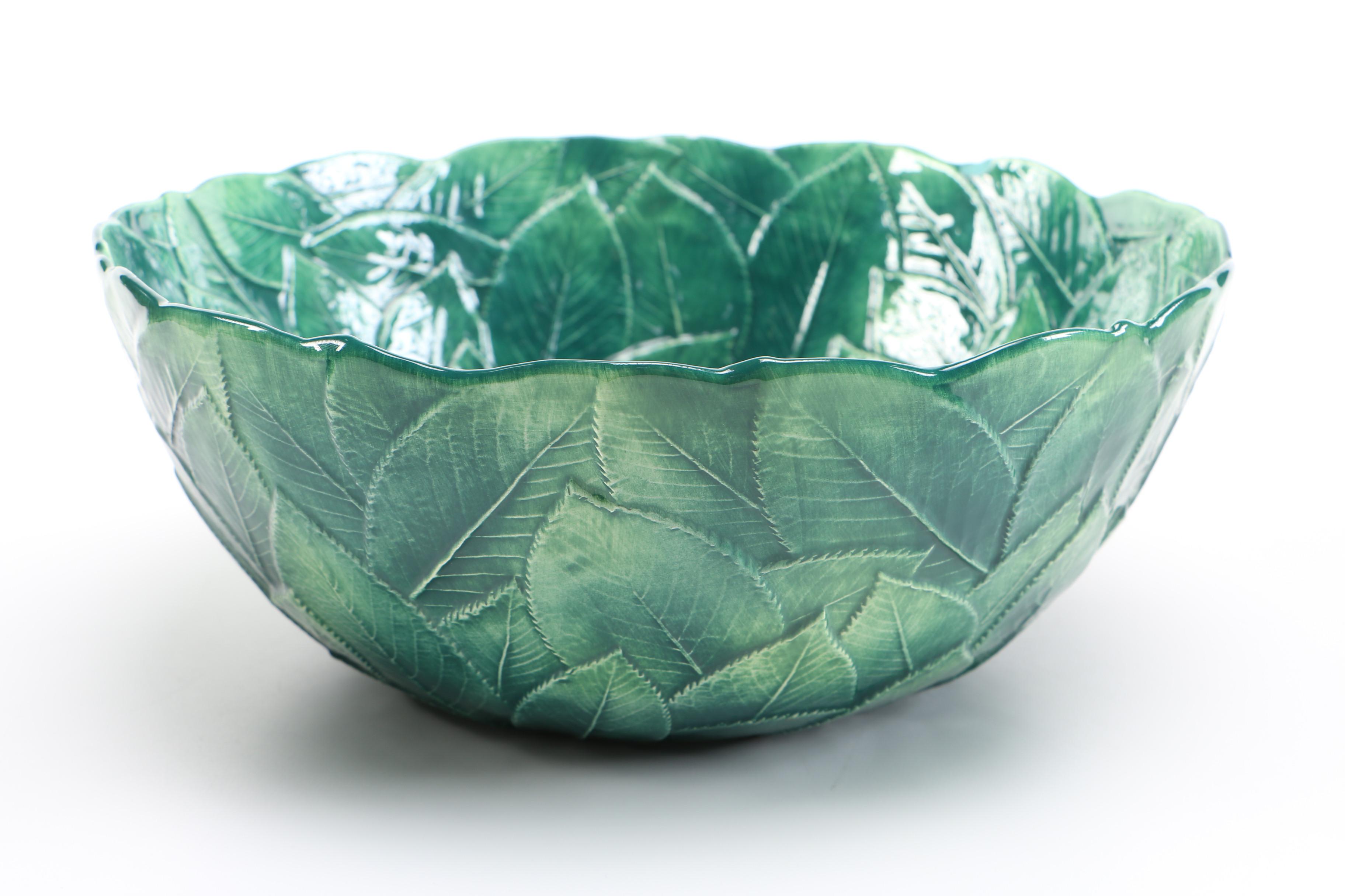 Italian Majolica Ceramic Leaf Bowl and Serving Plate