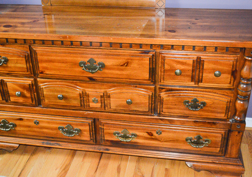 Chippendale Style Chest of Drawers with Mirror