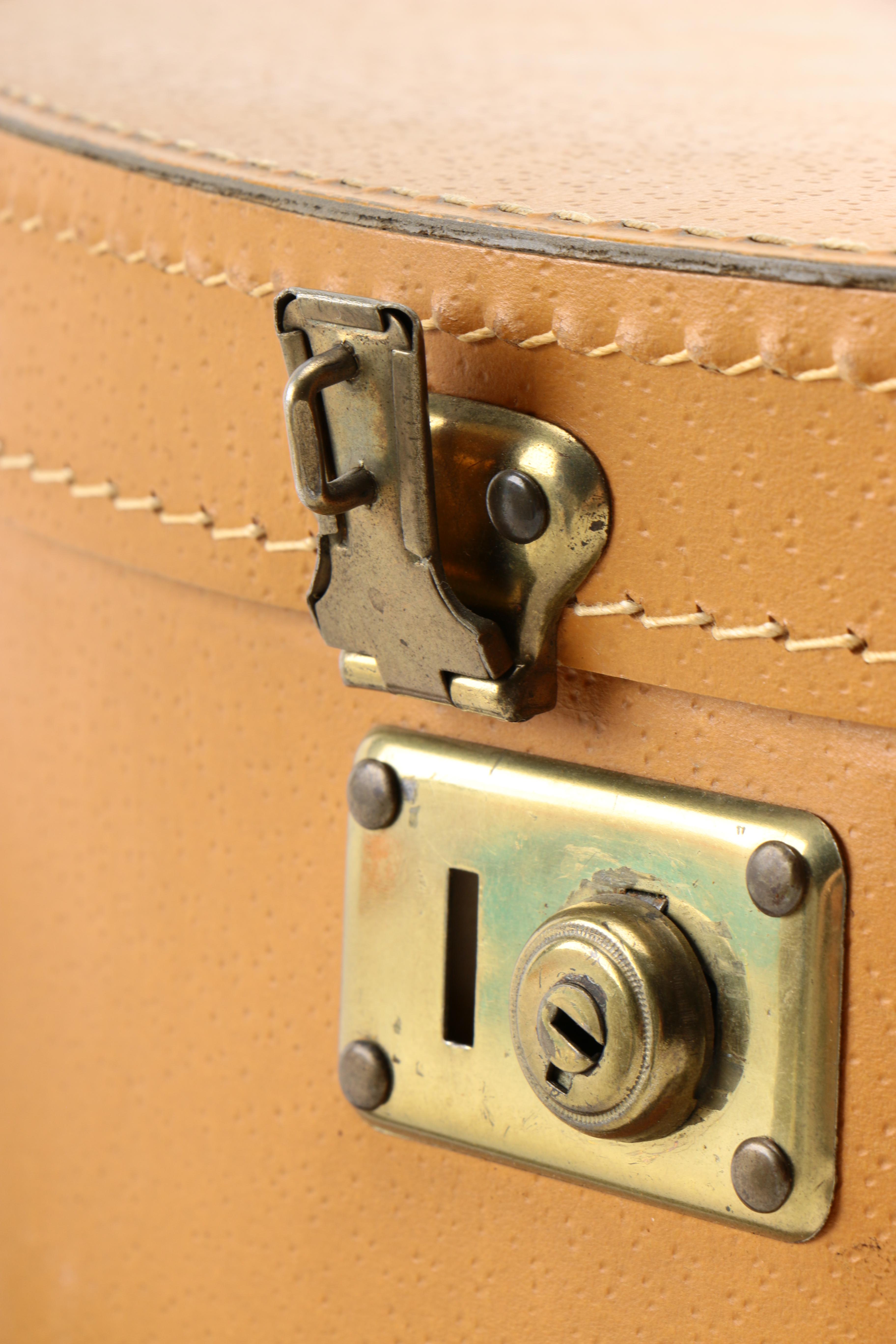 Vintage Round Luggage