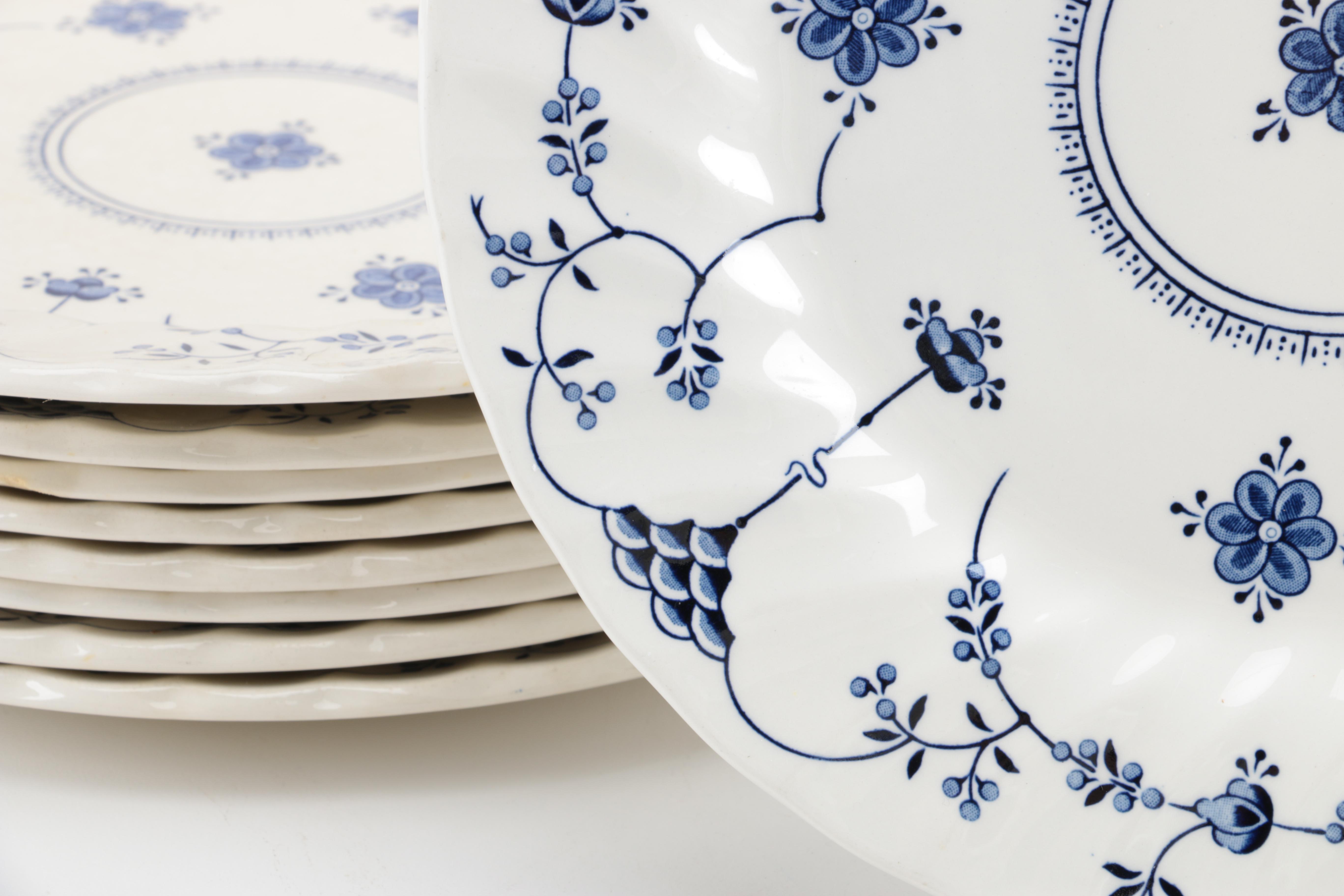 Churchill "Finlandia Swirl" Dinner  Service