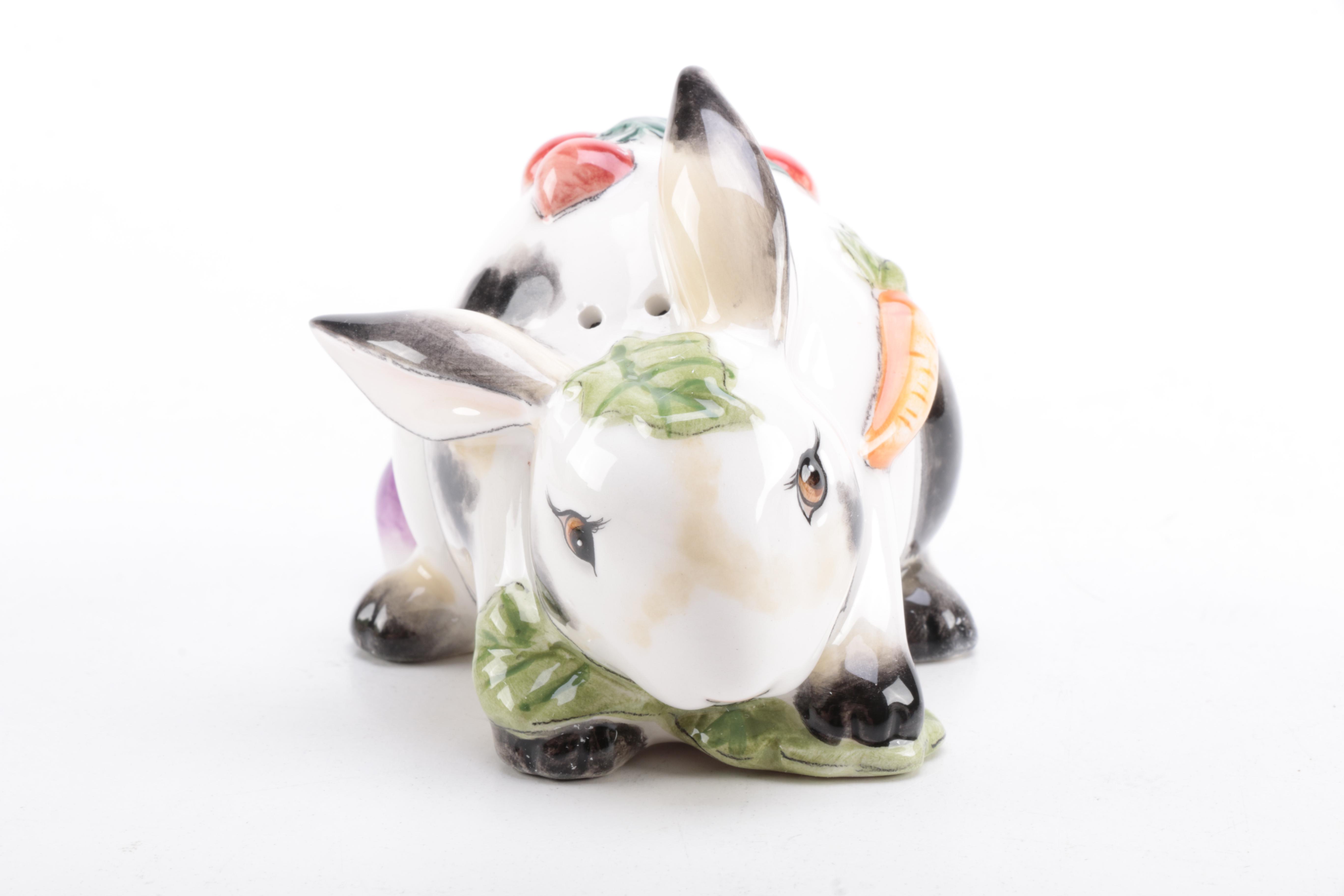 Fitz and Floyd Spotted Rabbit Salt and Pepper Set with Tray