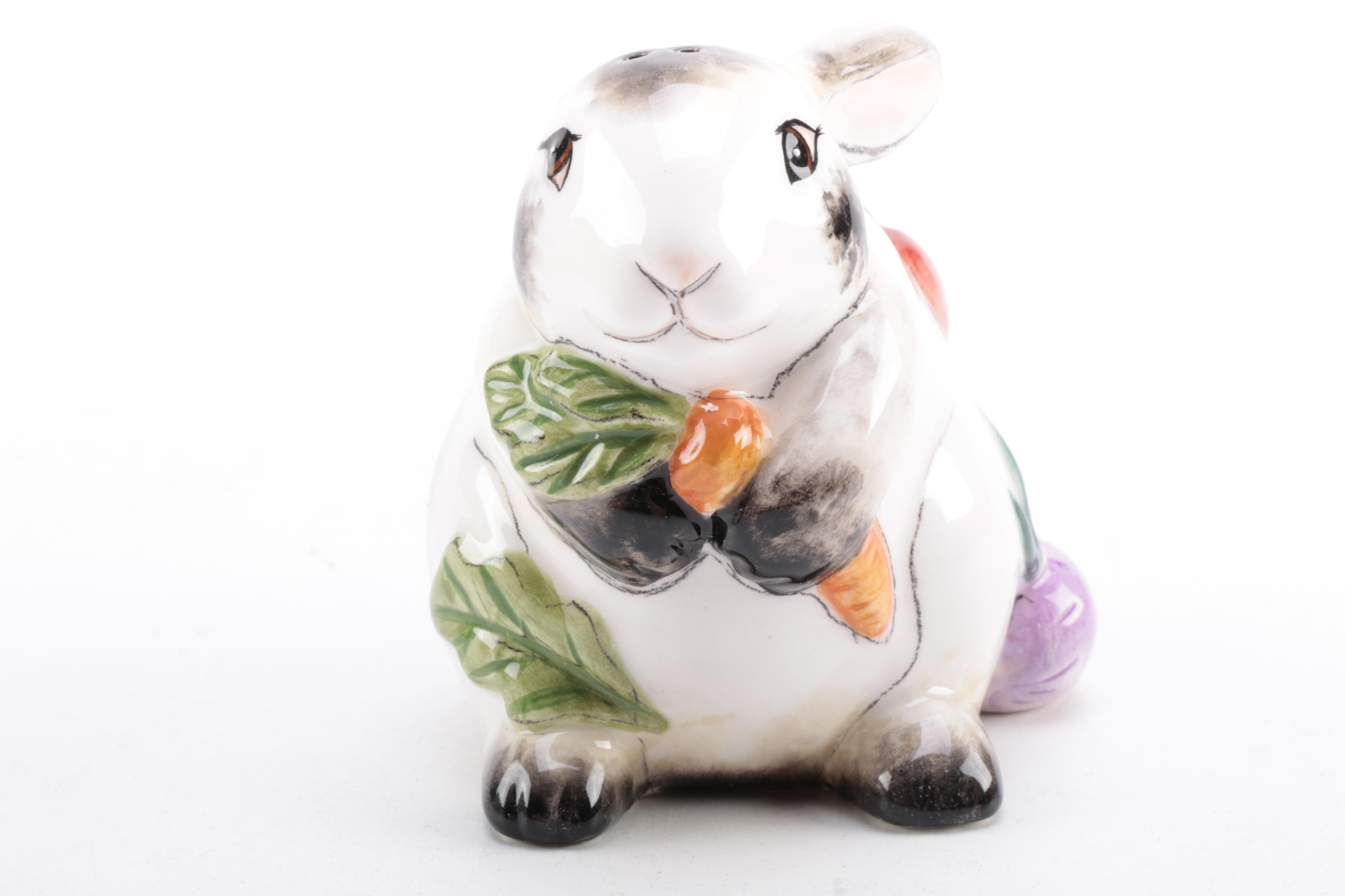 Fitz and Floyd Spotted Rabbit Salt and Pepper Set with Tray