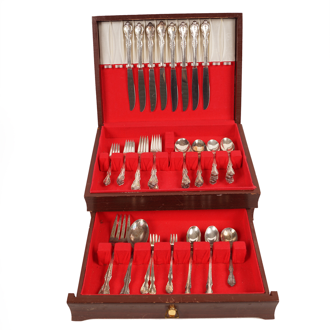 "Rogers Bros. International Silver" Silver Plated Flatware Set with Storage Chest