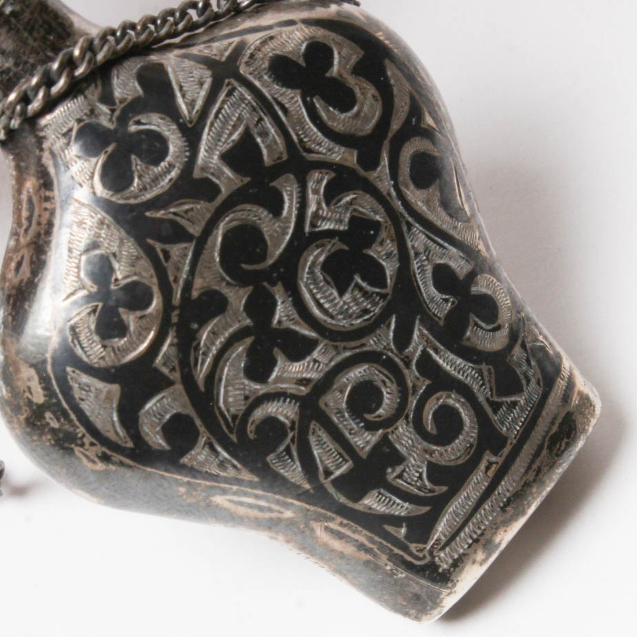Antique Russian 875 Silver and Niello Snuff Bottle