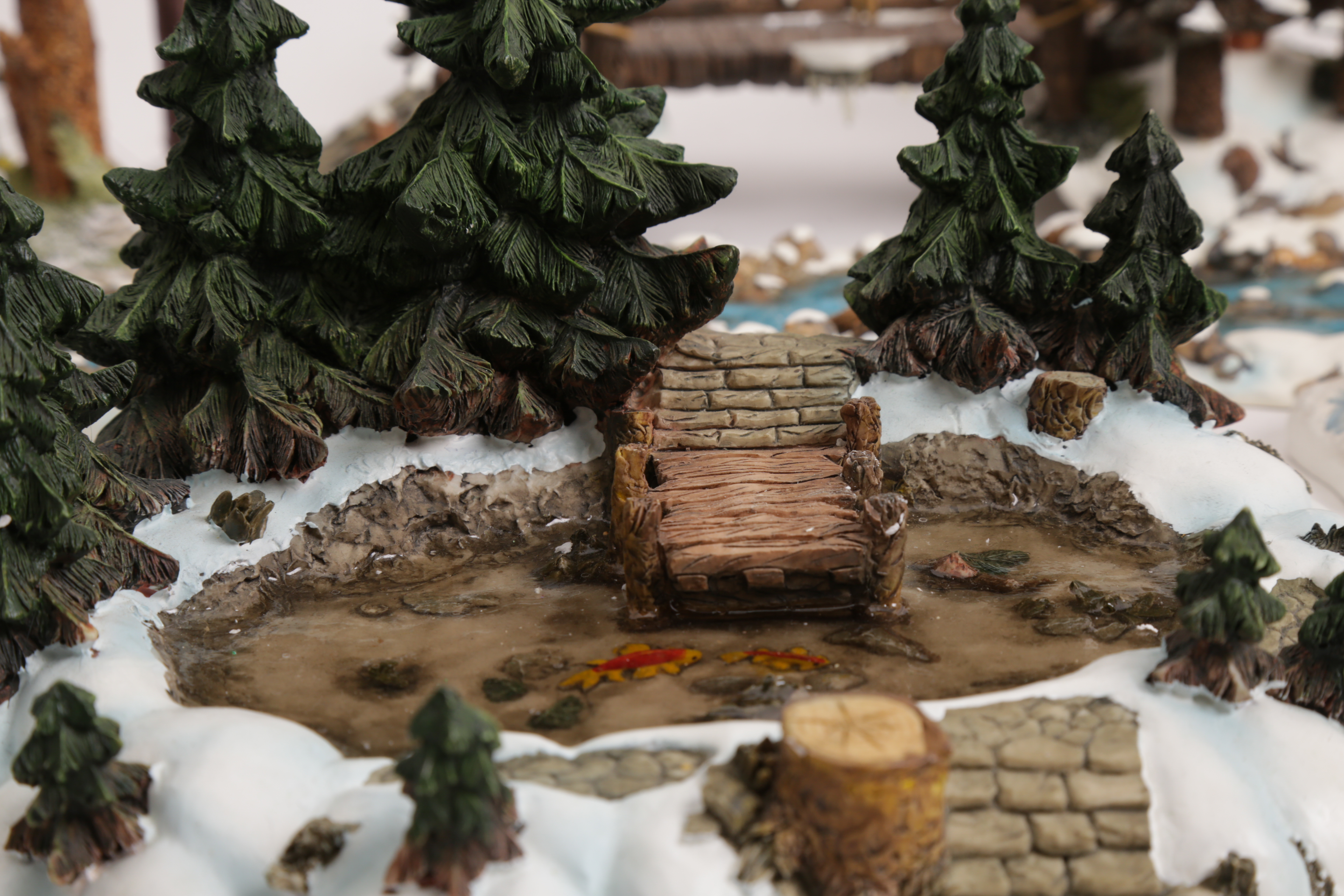 Department 56 Christmas Village Pieces