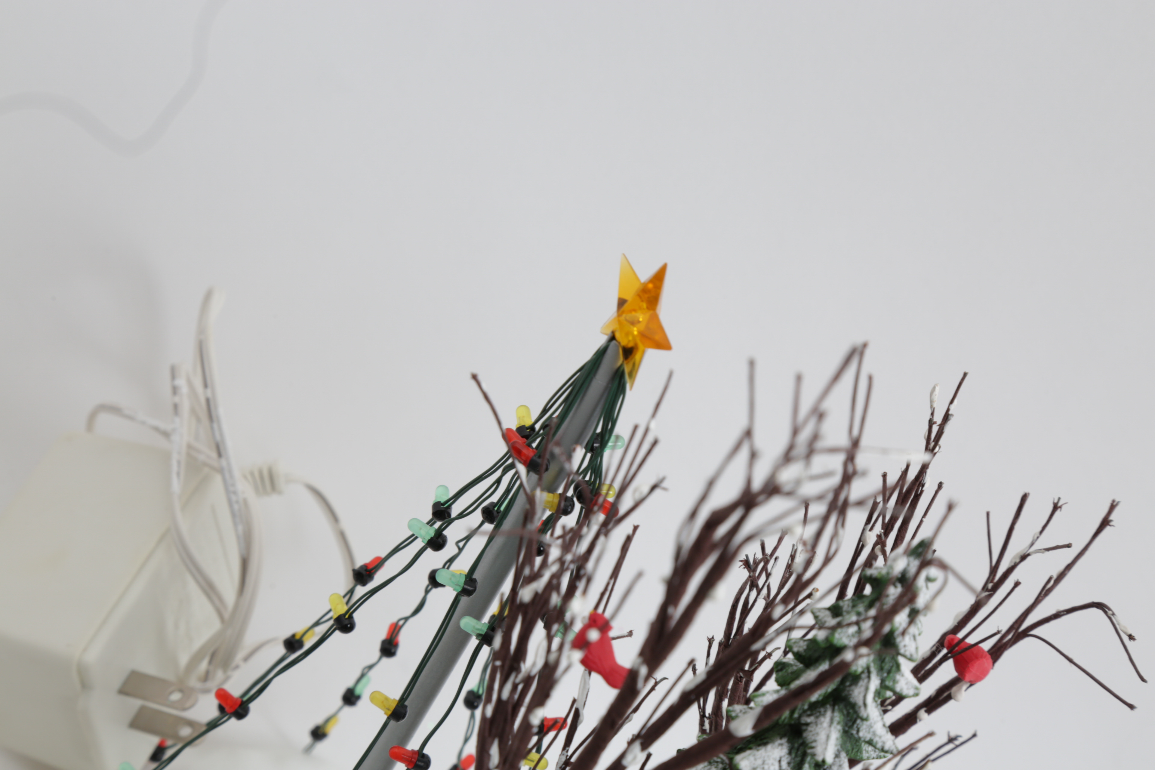 Department 56 Christmas Village Pieces