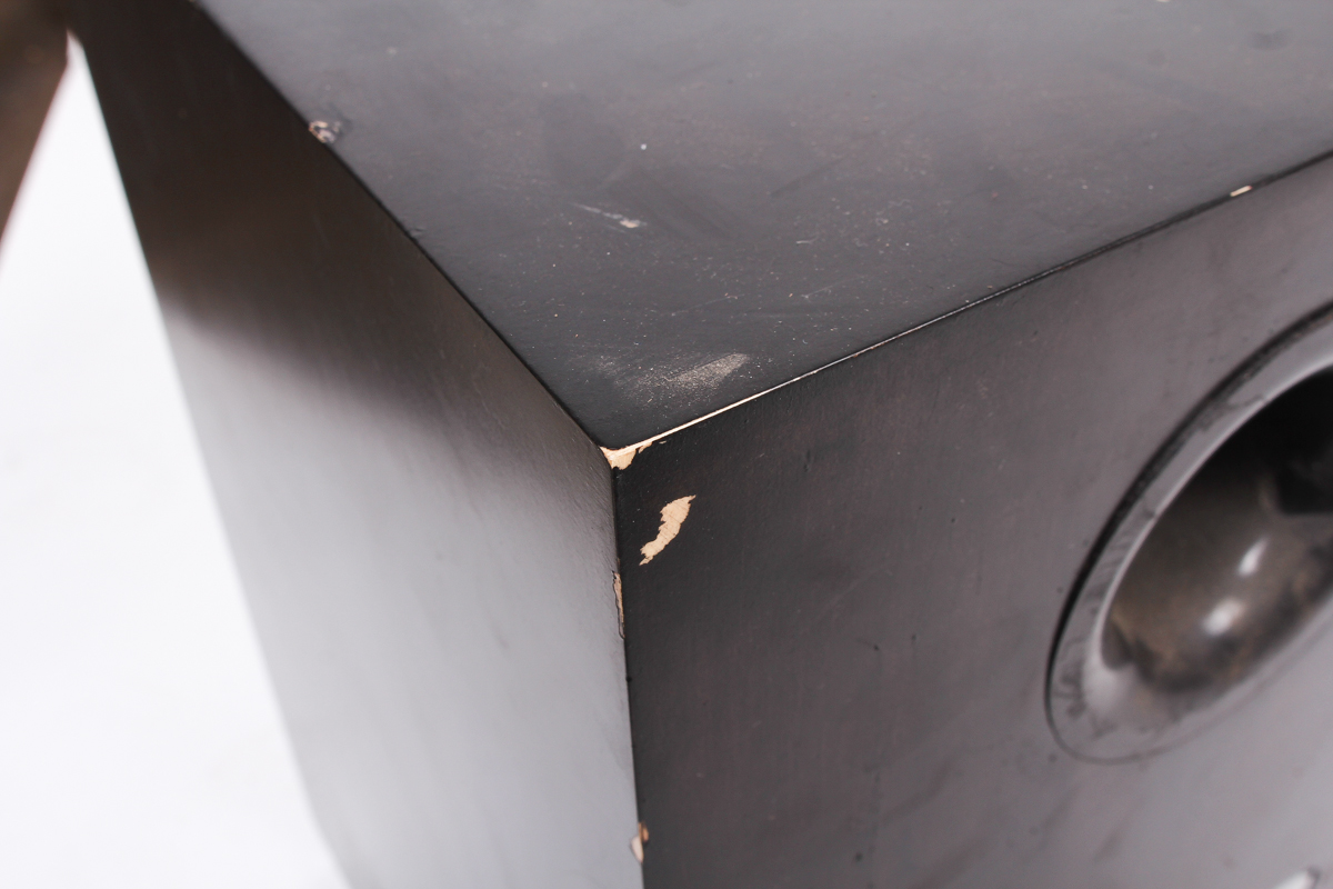 REL Q201E Subwoofer Speaker