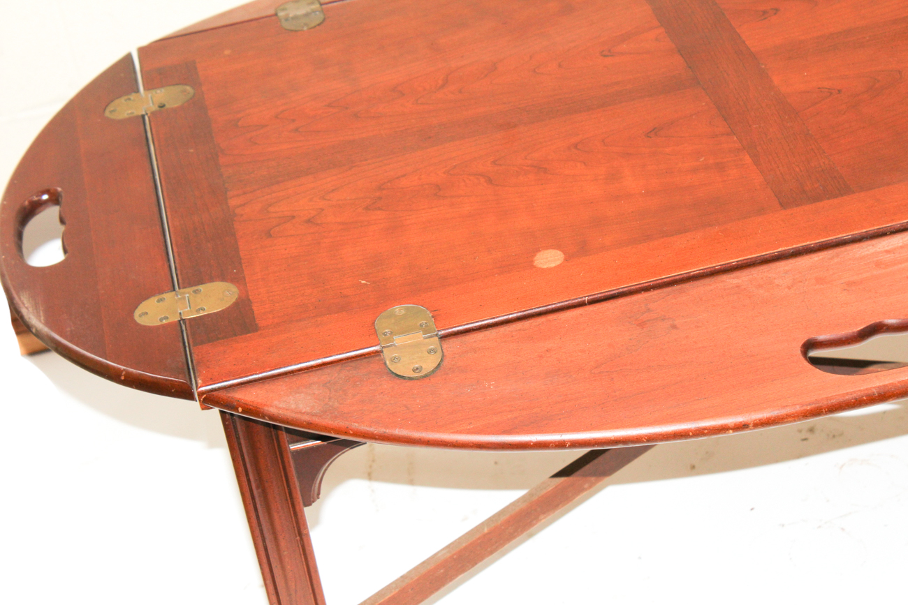 Drop Leaf Style Coffee Table