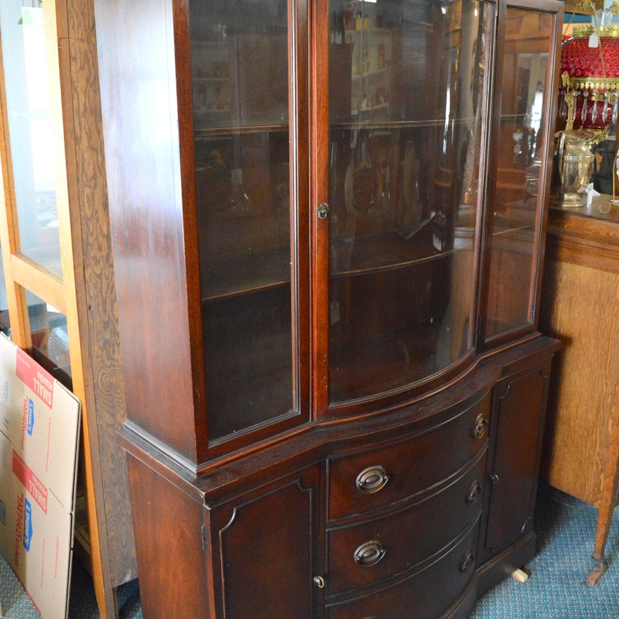 Hepplewhite Style Mahogany China Cabinet by Drexel