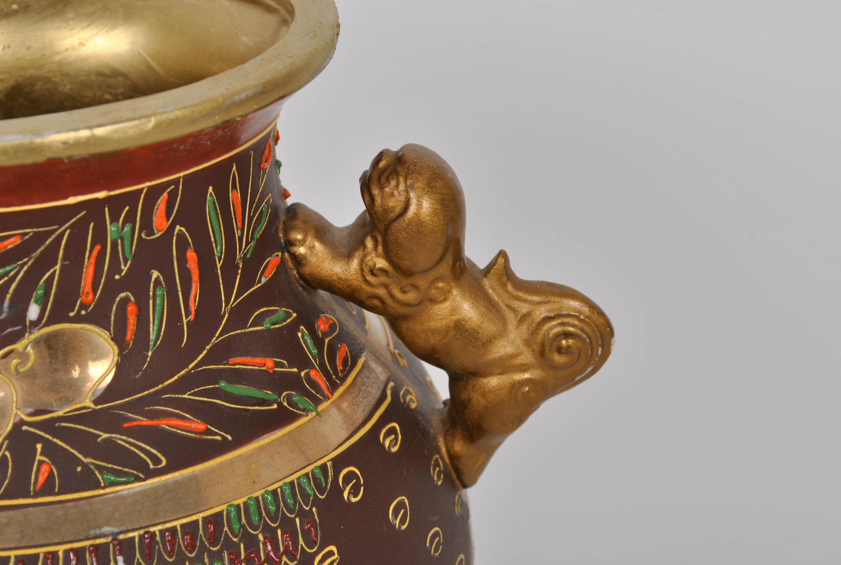 Japanese Moriage Urn