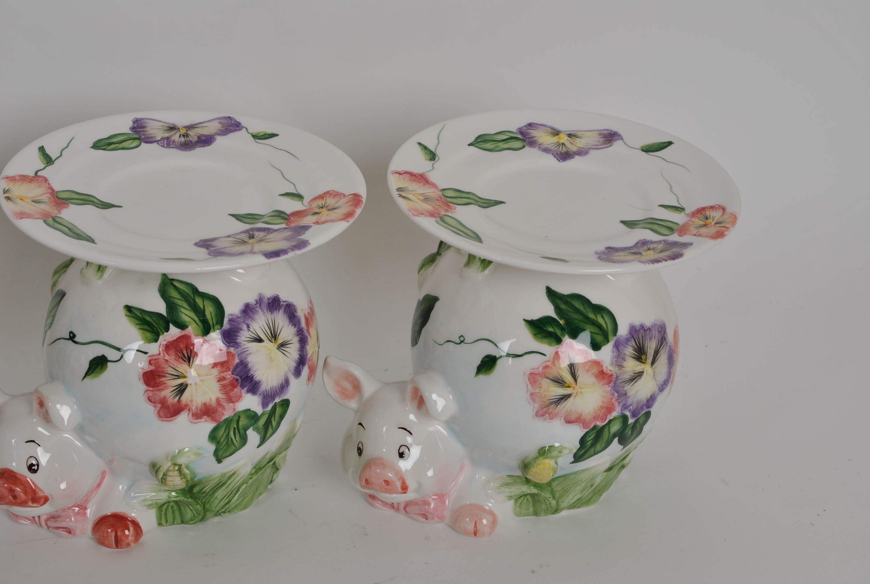 Collection of Porcelain Decor Items