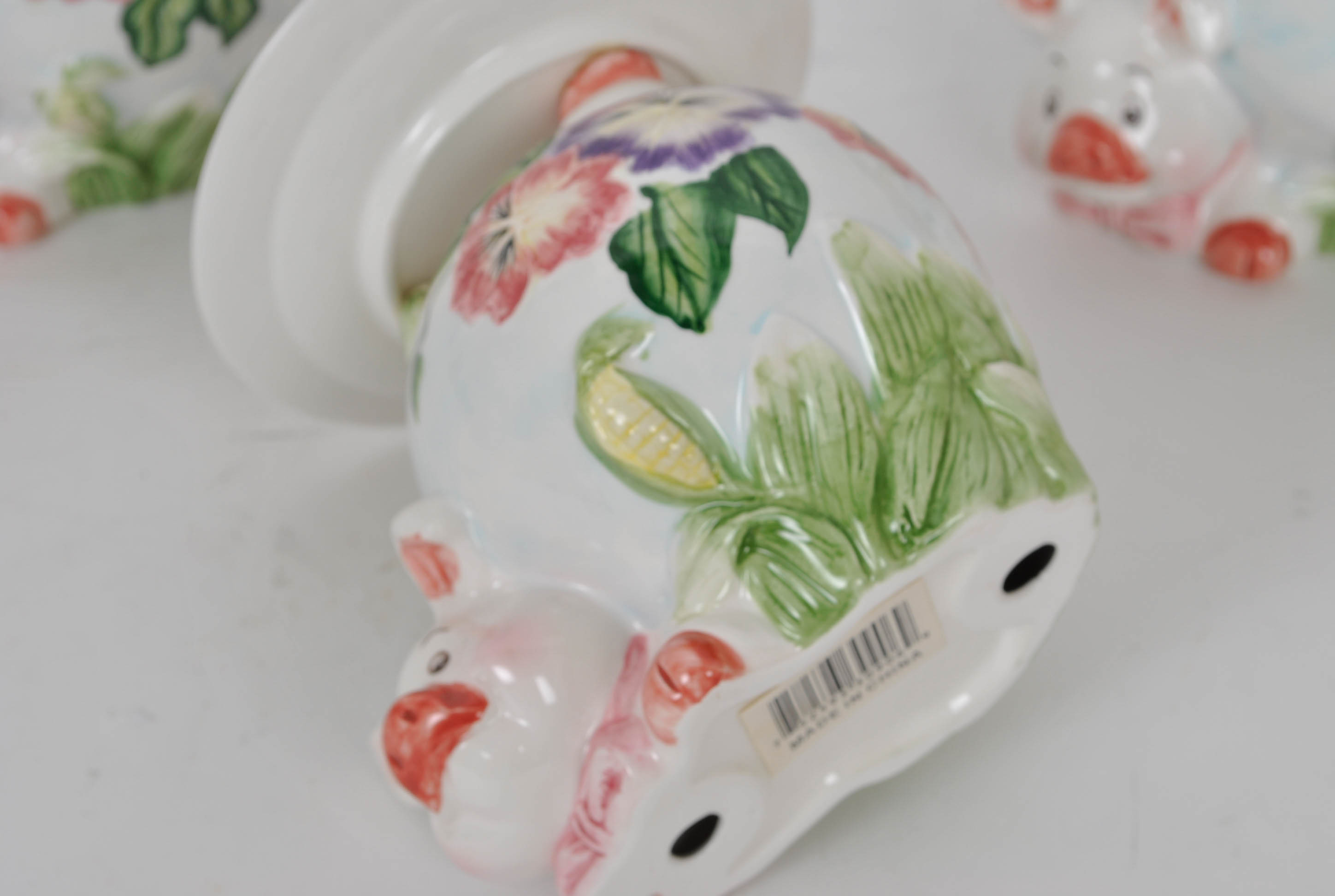 Collection of Porcelain Decor Items