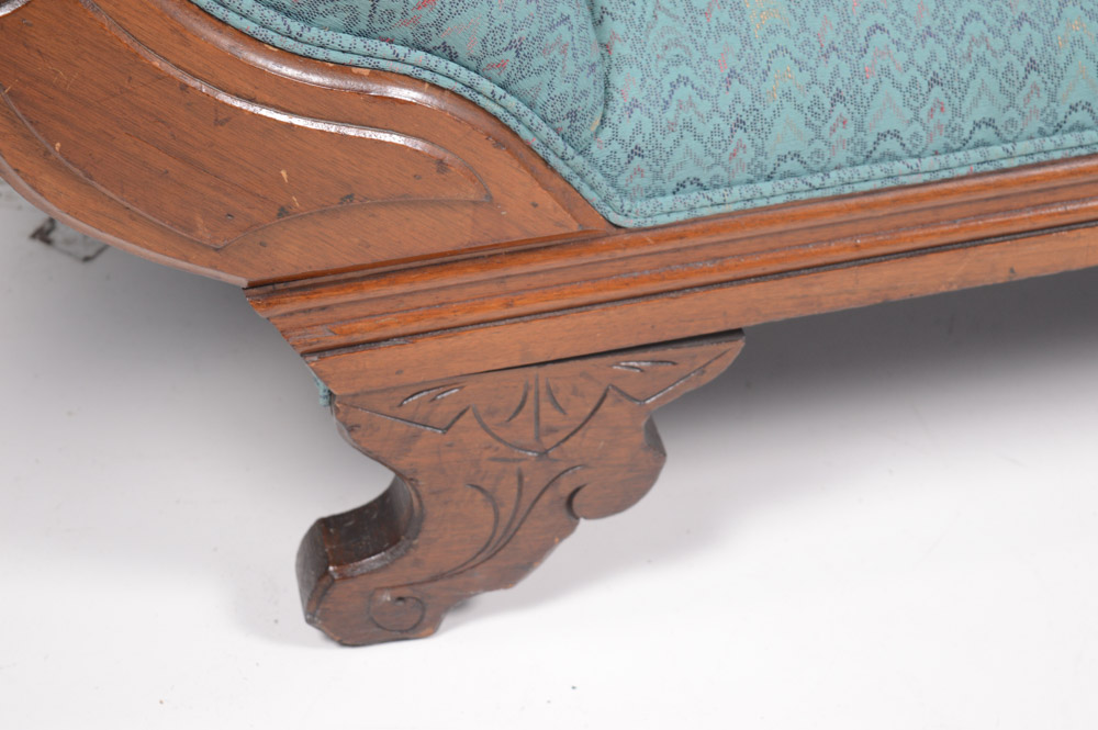 Victorian Fainting Couch
