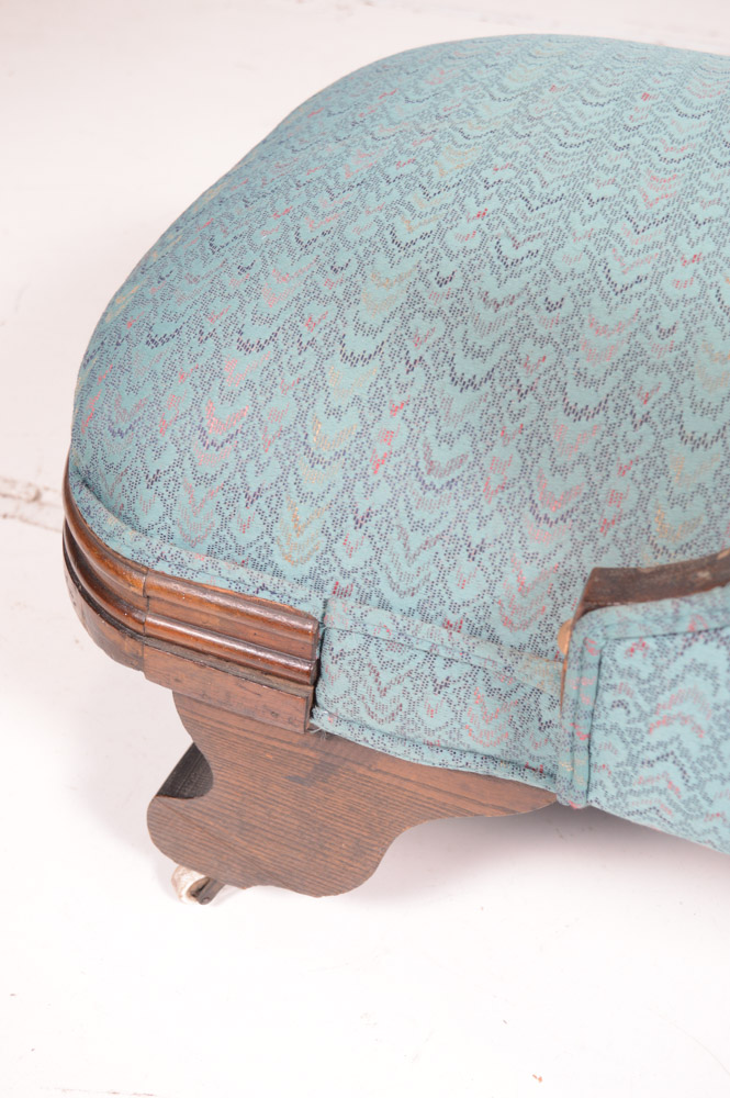 Victorian Fainting Couch