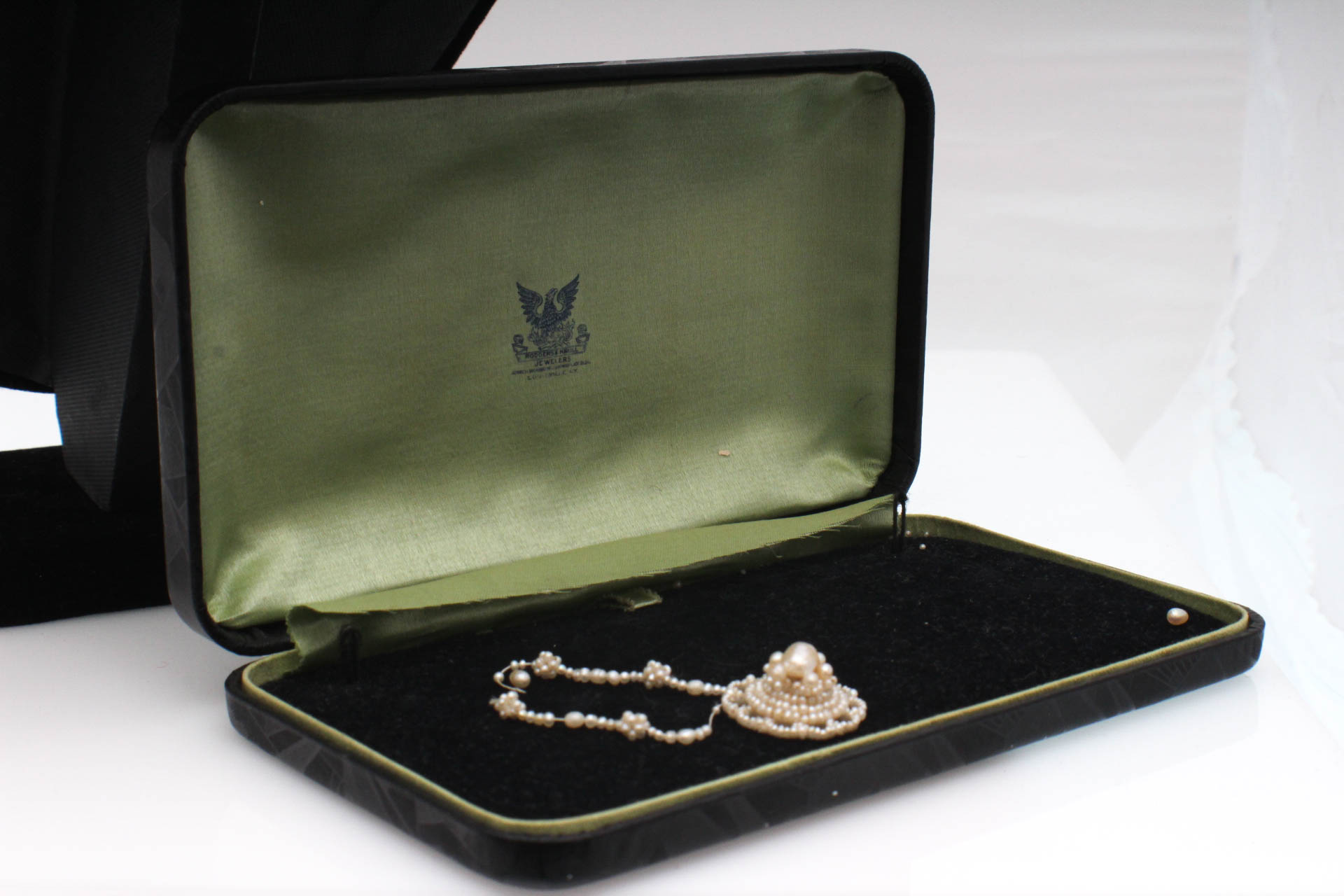 Victorian 14K Yellow Gold Mother of Pearl Backed Seed Pearl Necklace