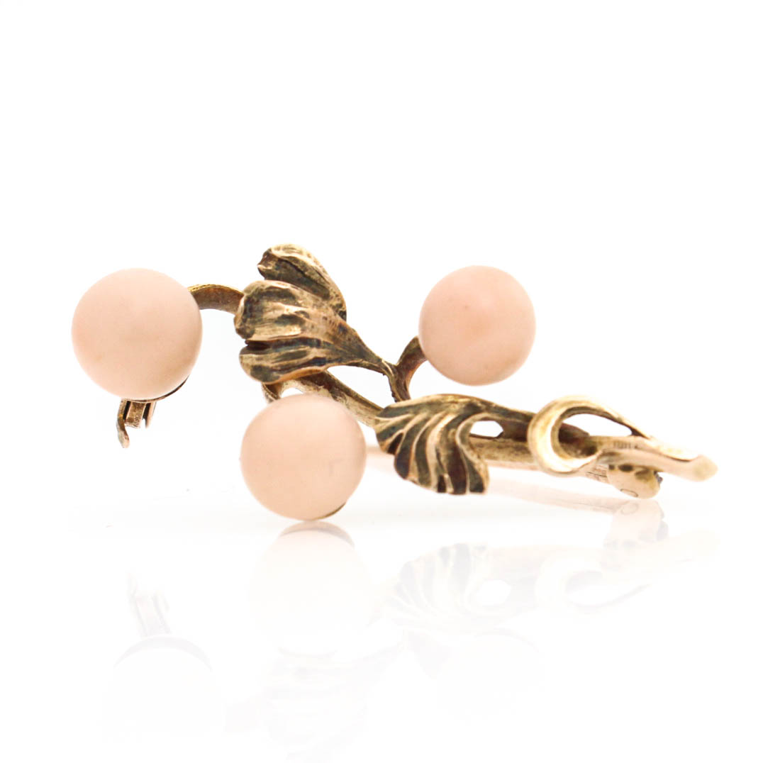 Vintage 14K Yellow Gold Coral Brooch