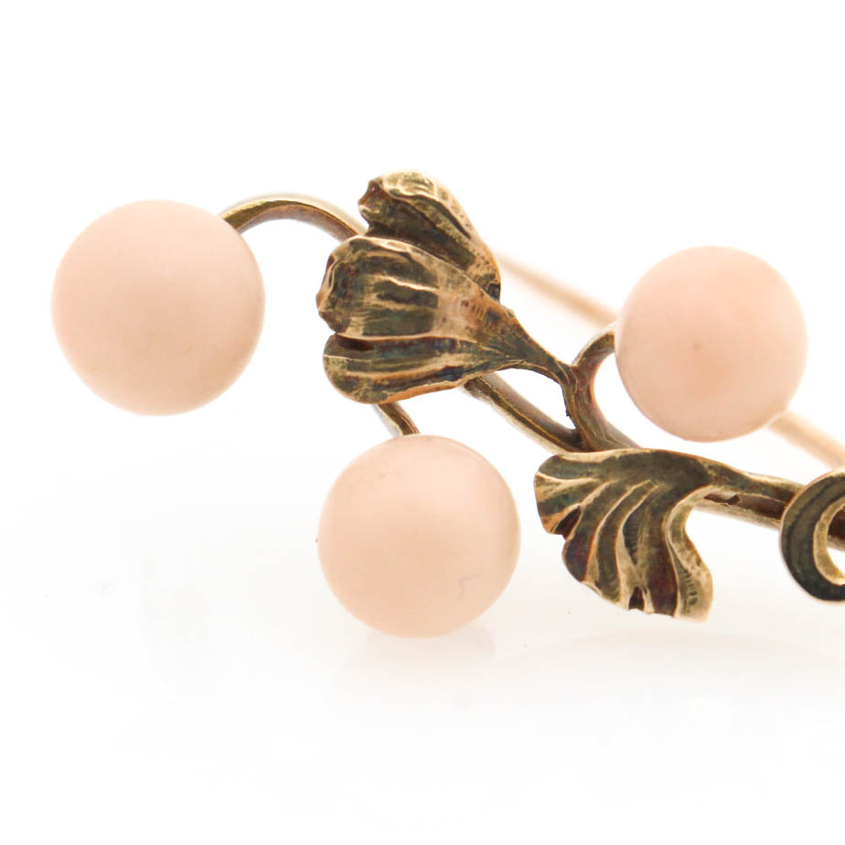 Vintage 14K Yellow Gold Coral Brooch