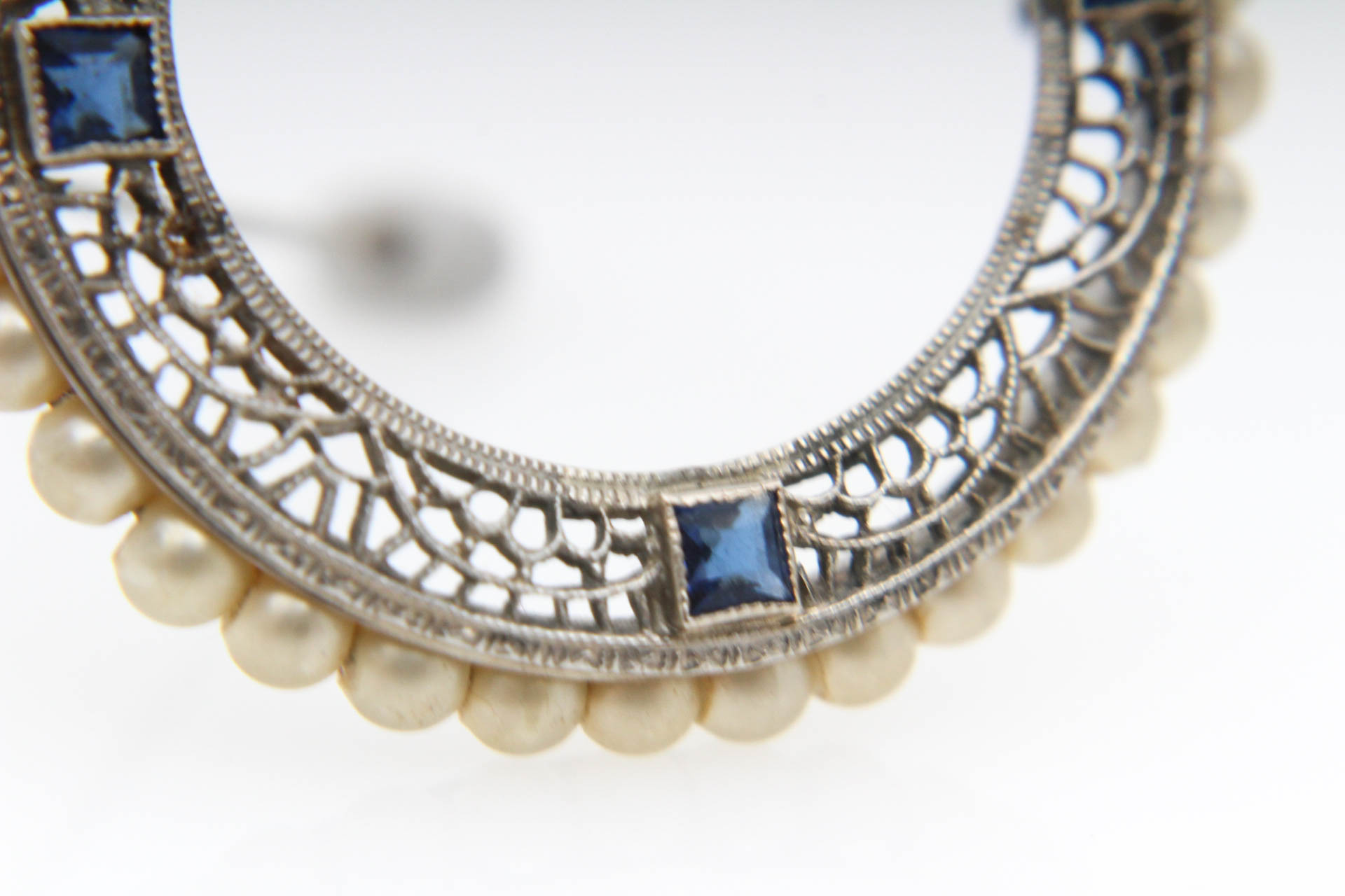 Late Edwardian 10K White Gold Synthetic Sapphire and Pearl Brooch